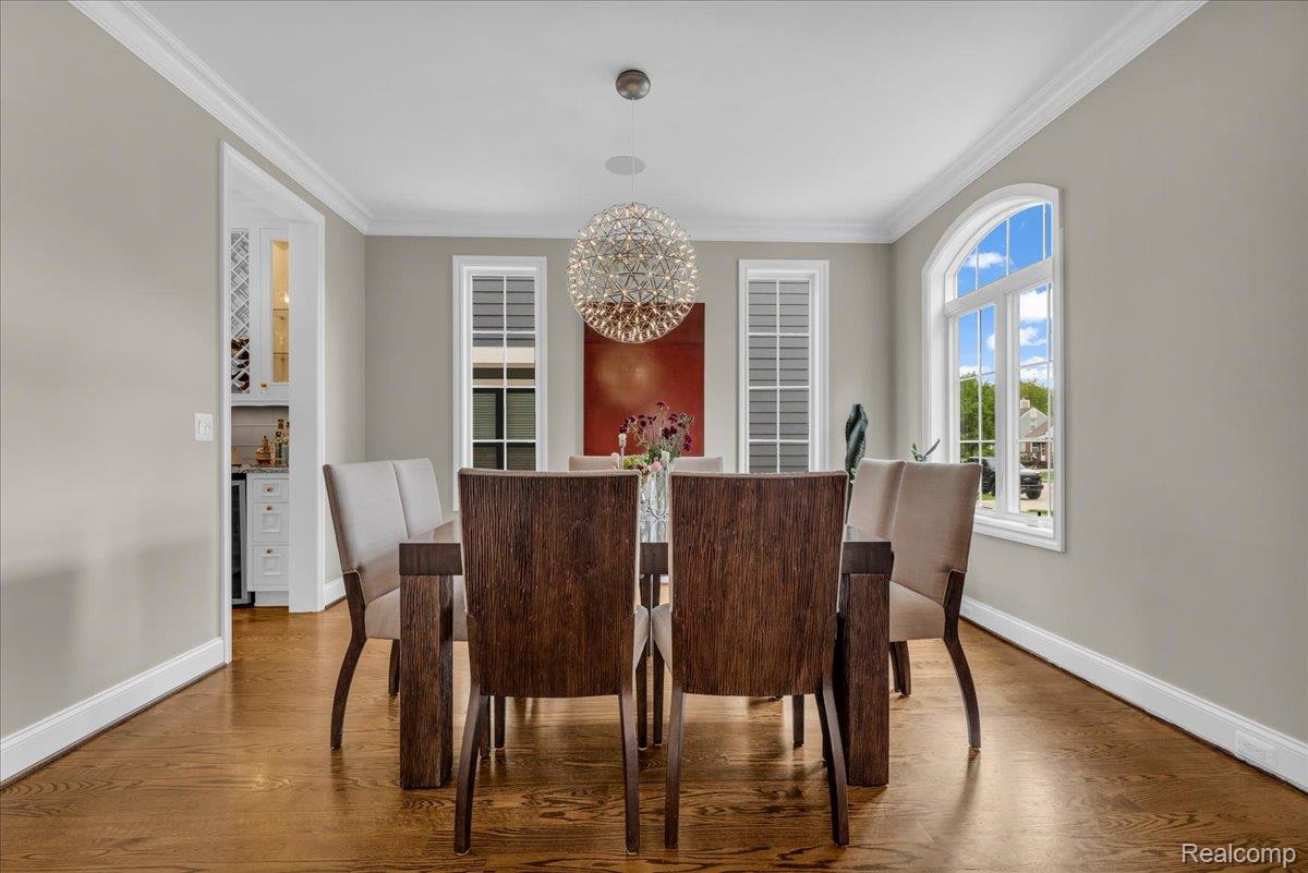 499 CATALPA DRIVE