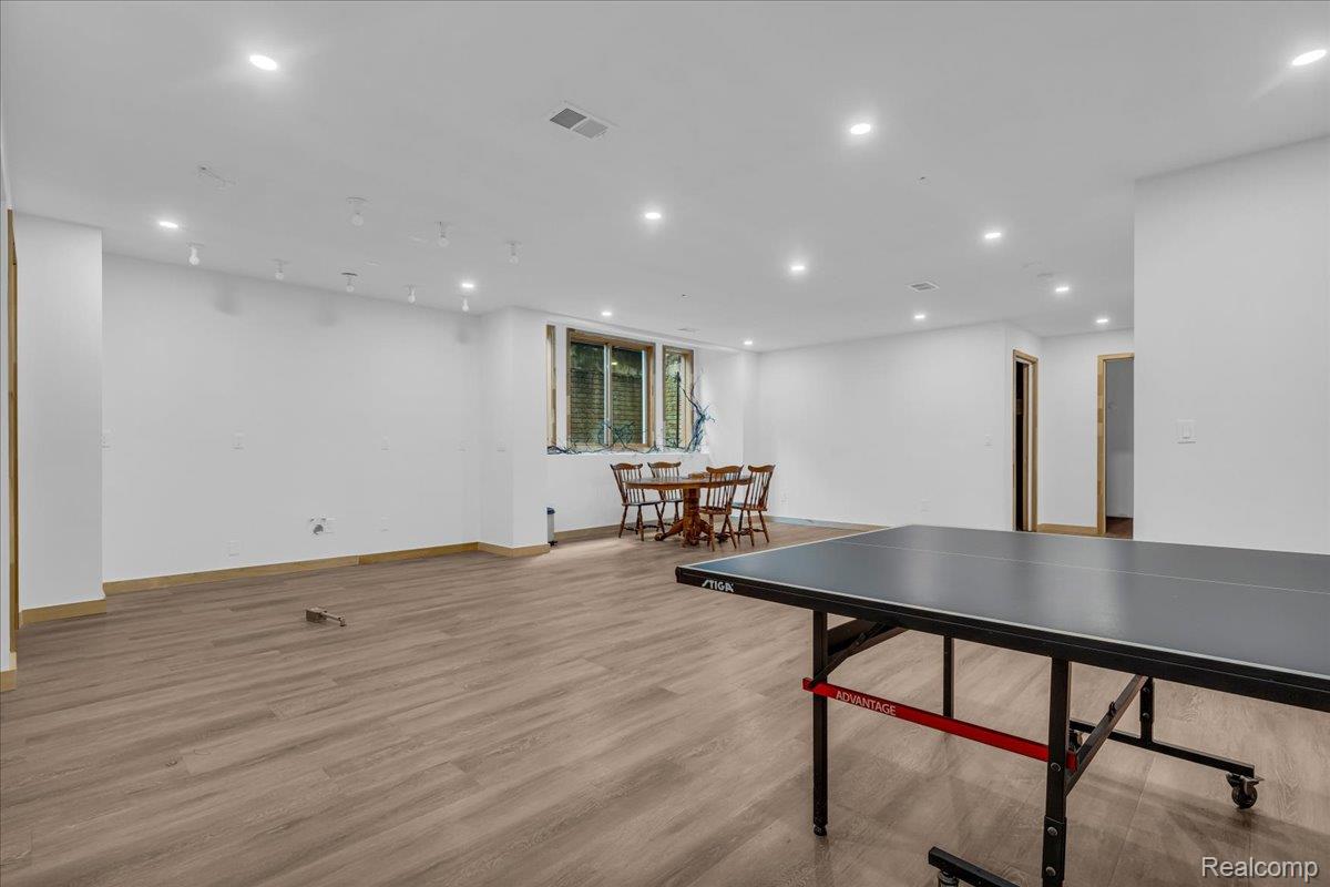 499 CATALPA DRIVE