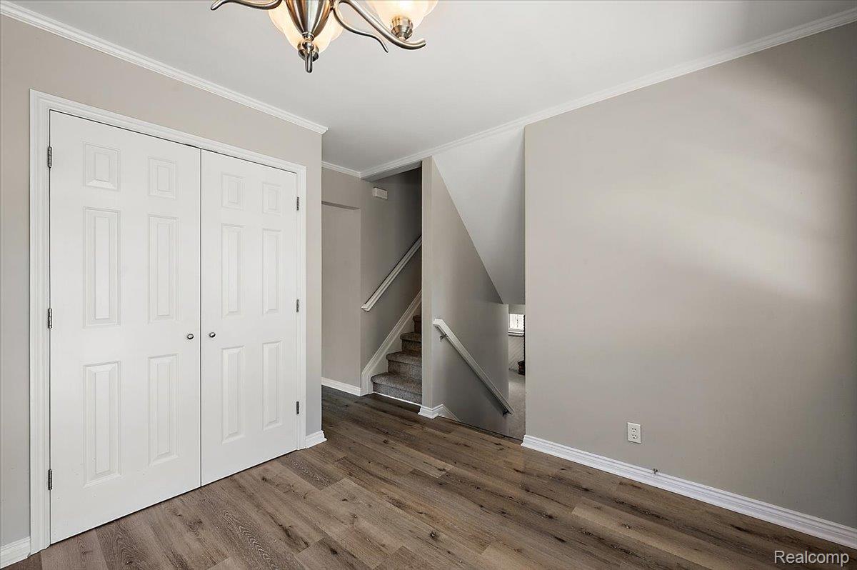 39648 Parklawn Drive