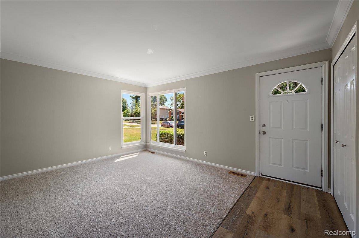 39648 Parklawn Drive