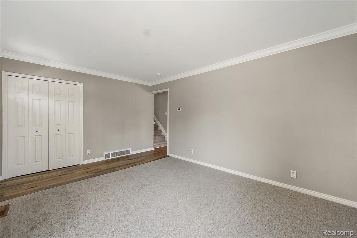 39648 Parklawn Drive