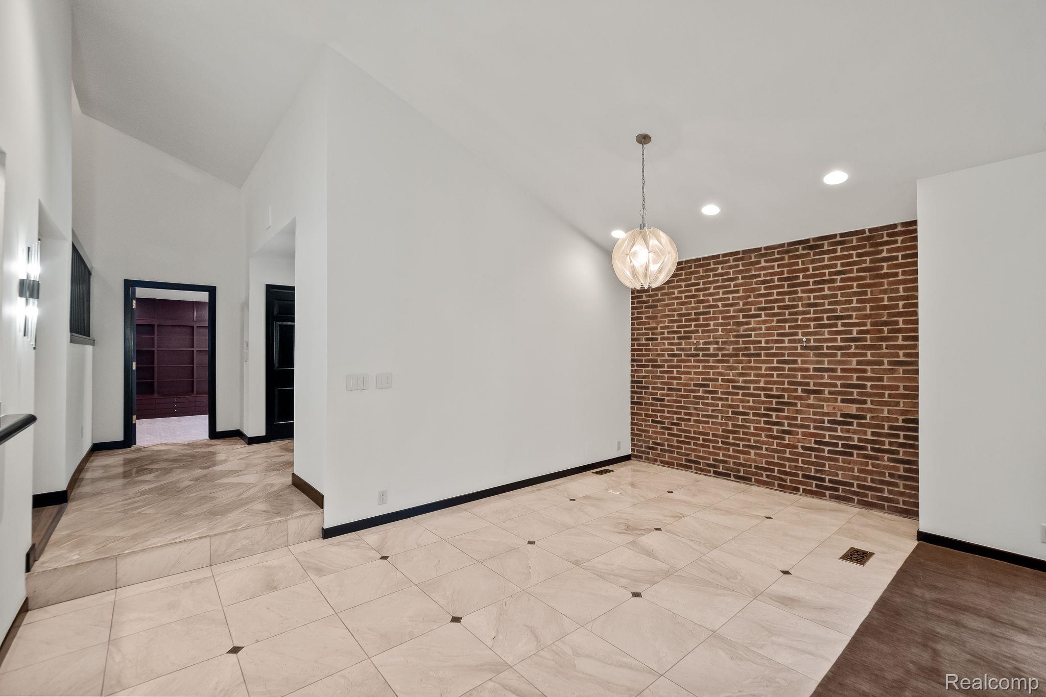 260 Woodwind Drive