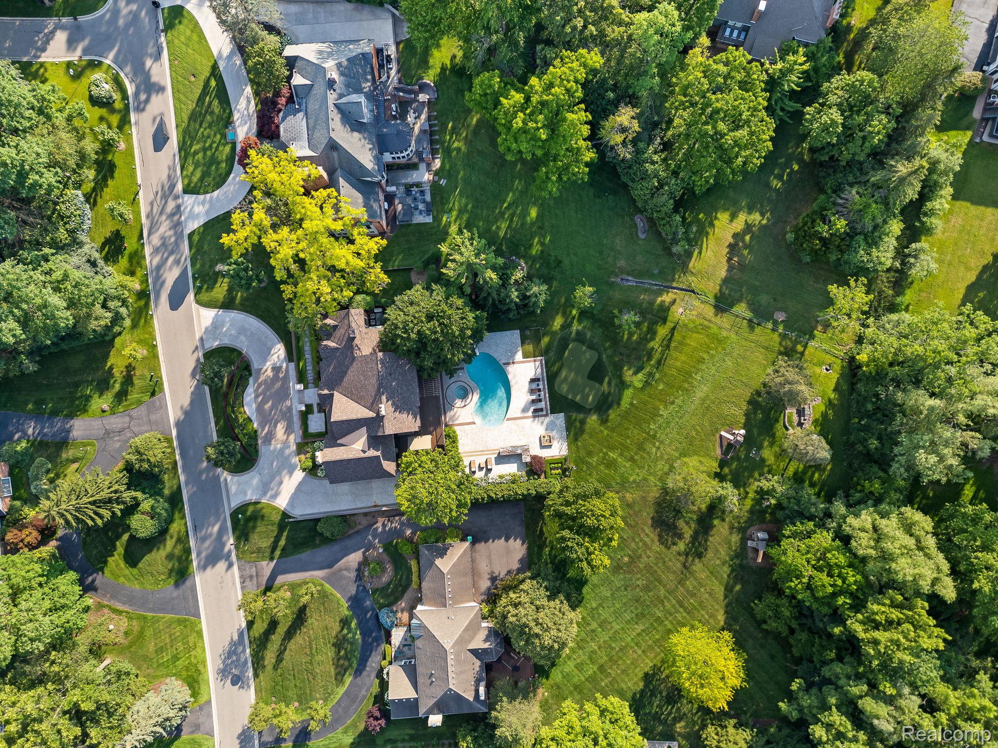 260 Woodwind Drive