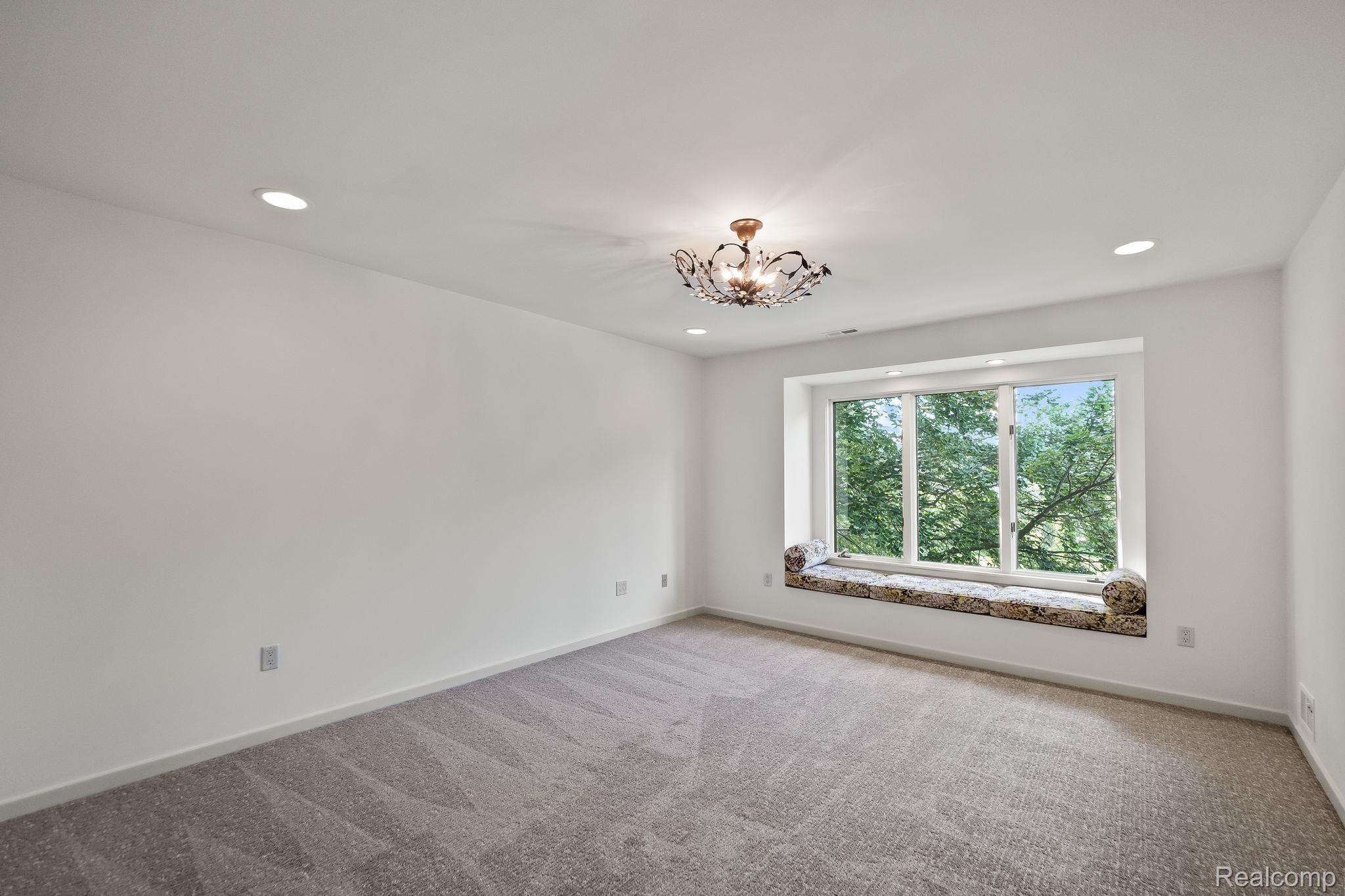 260 Woodwind Drive