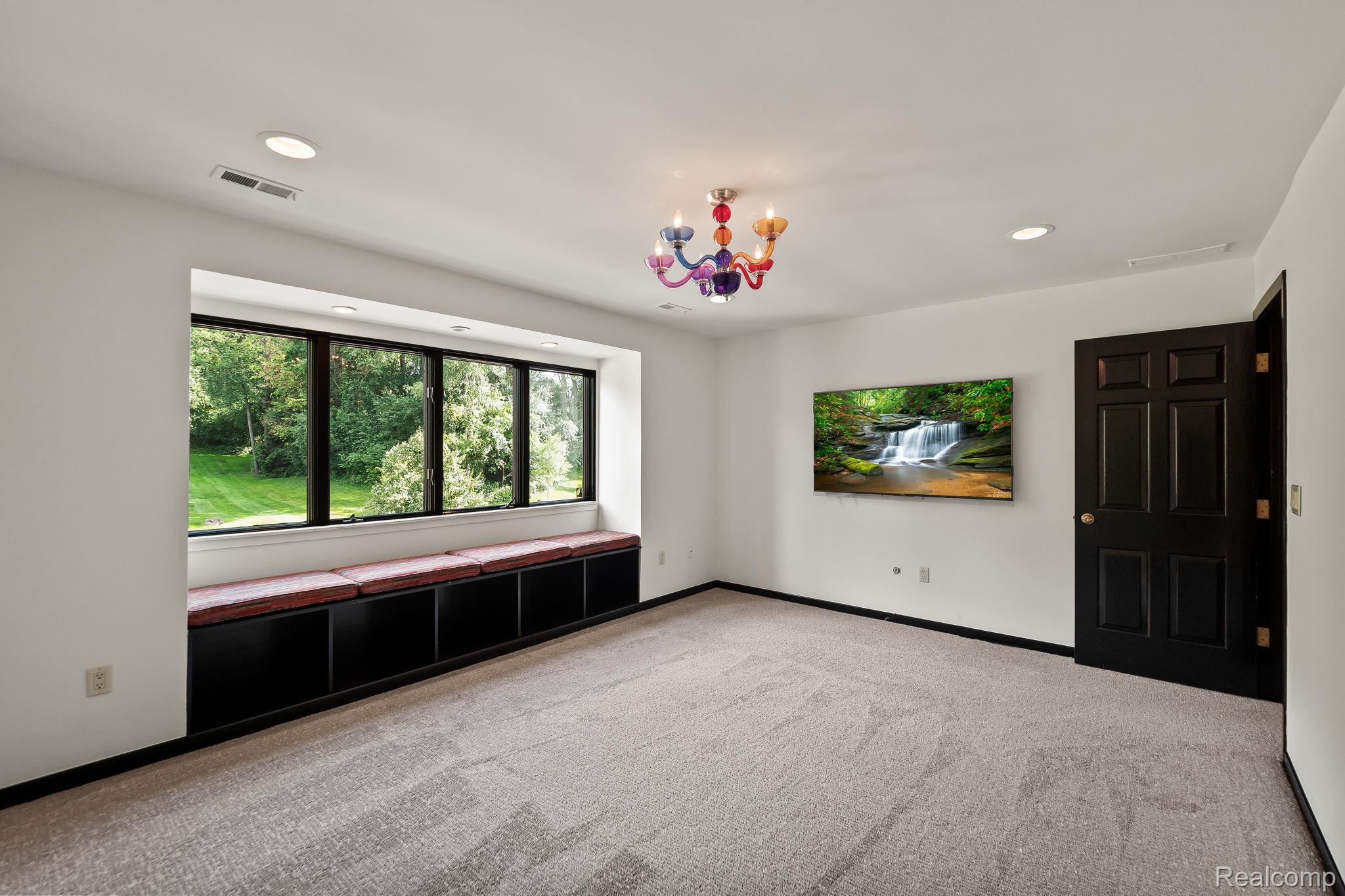 260 Woodwind Drive