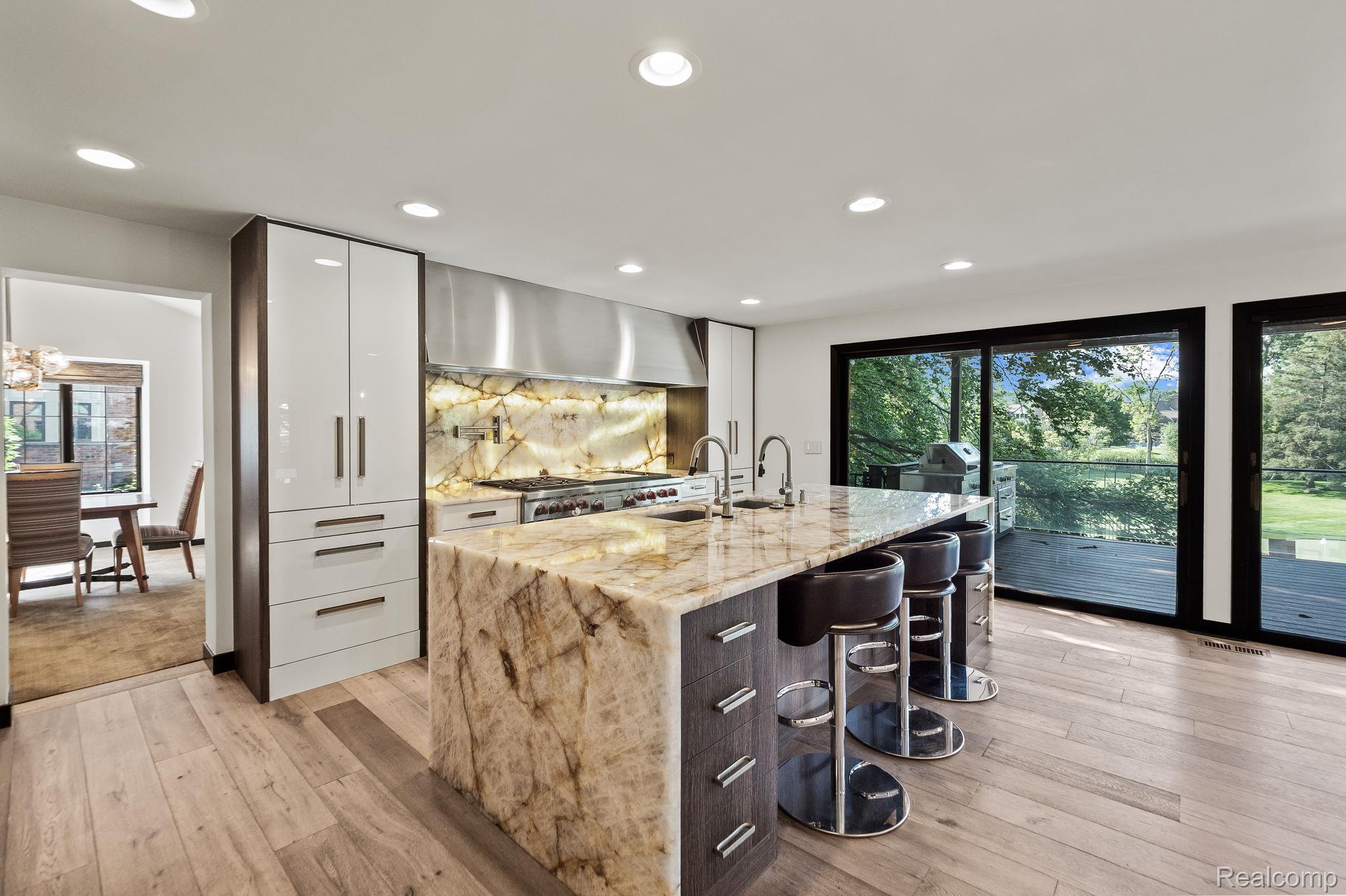 260 Woodwind Drive