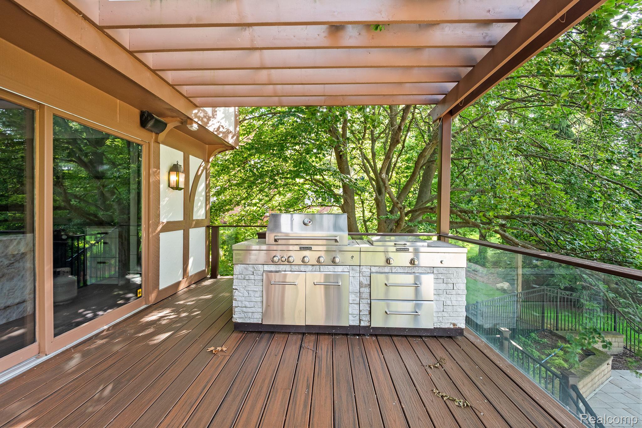 260 Woodwind Drive