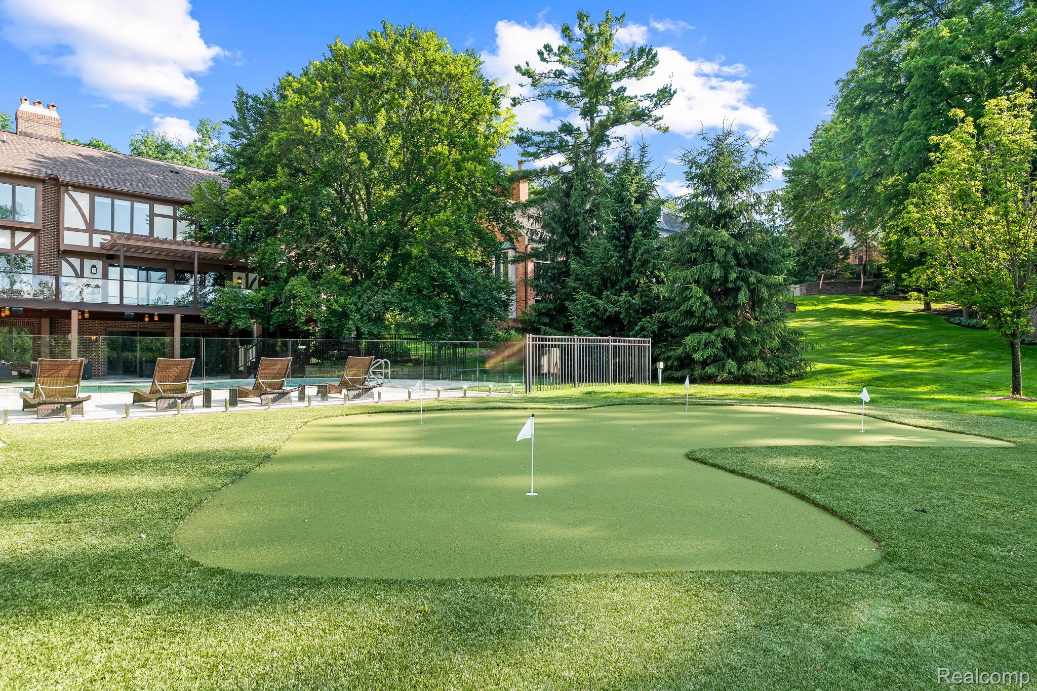 260 Woodwind Drive