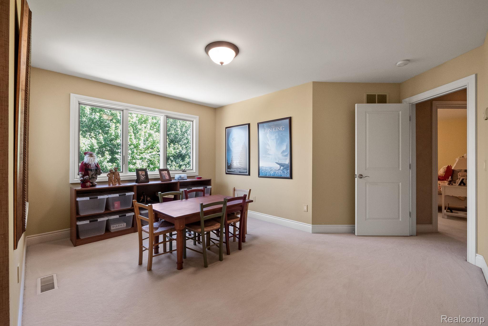 23737 Point O Woods Court