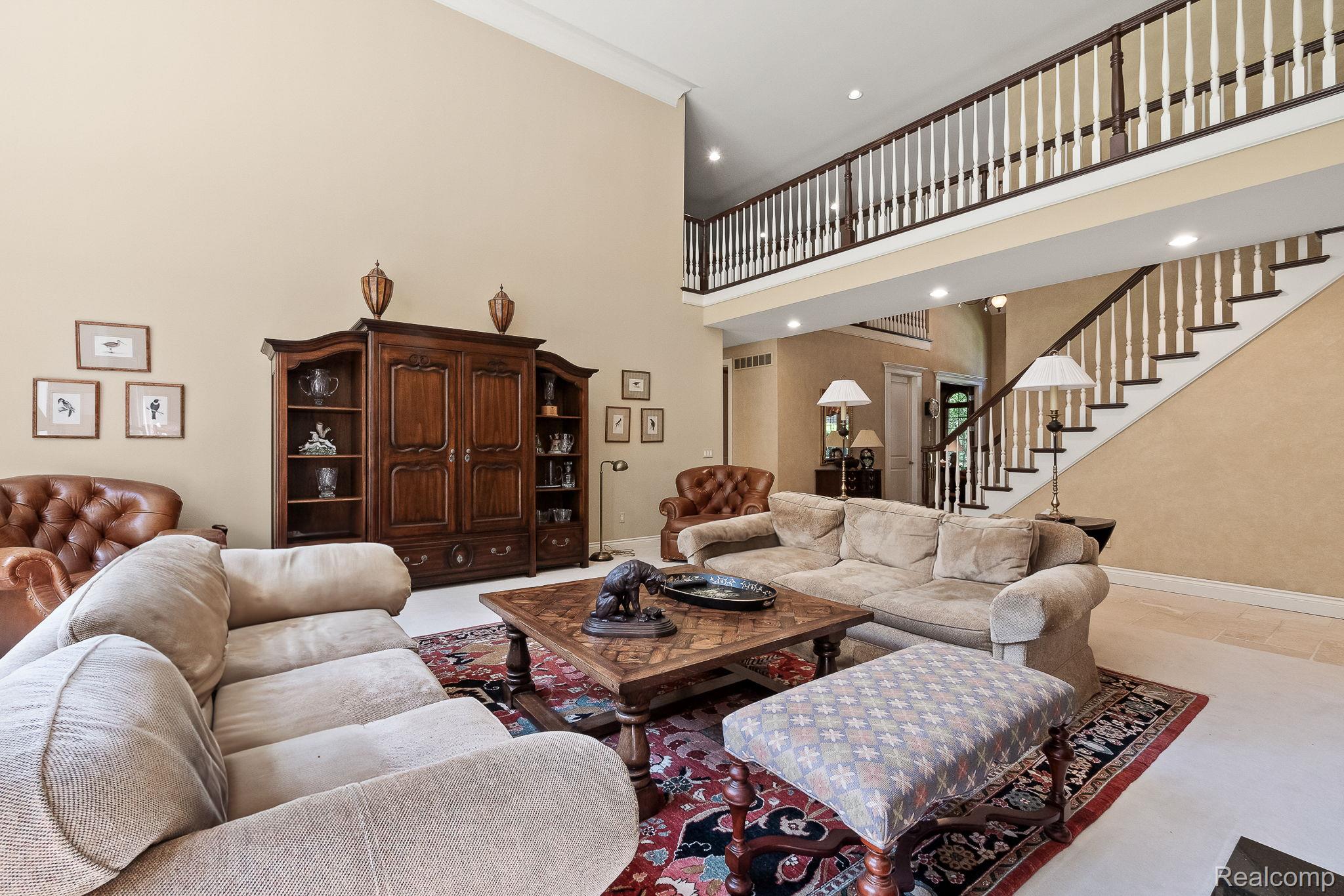 23737 Point O Woods Court