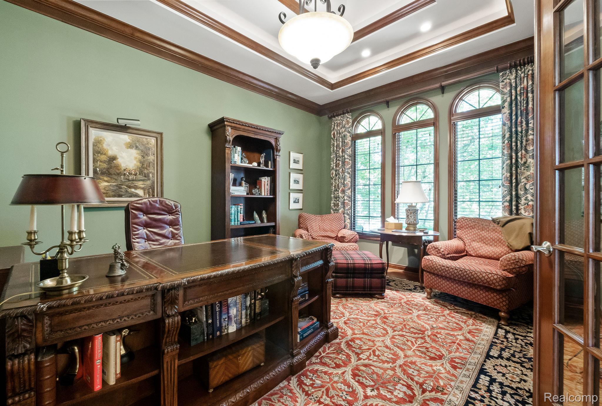 23737 Point O Woods Court