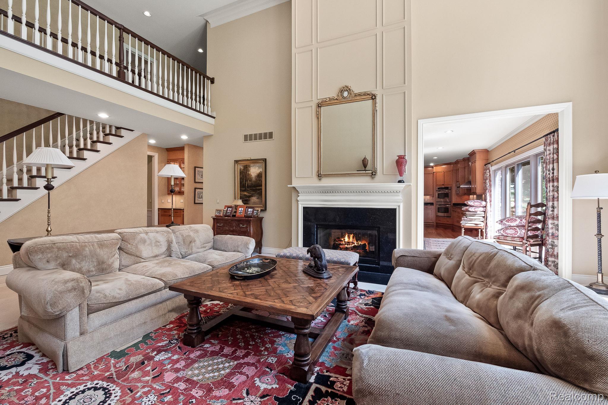 23737 Point O Woods Court