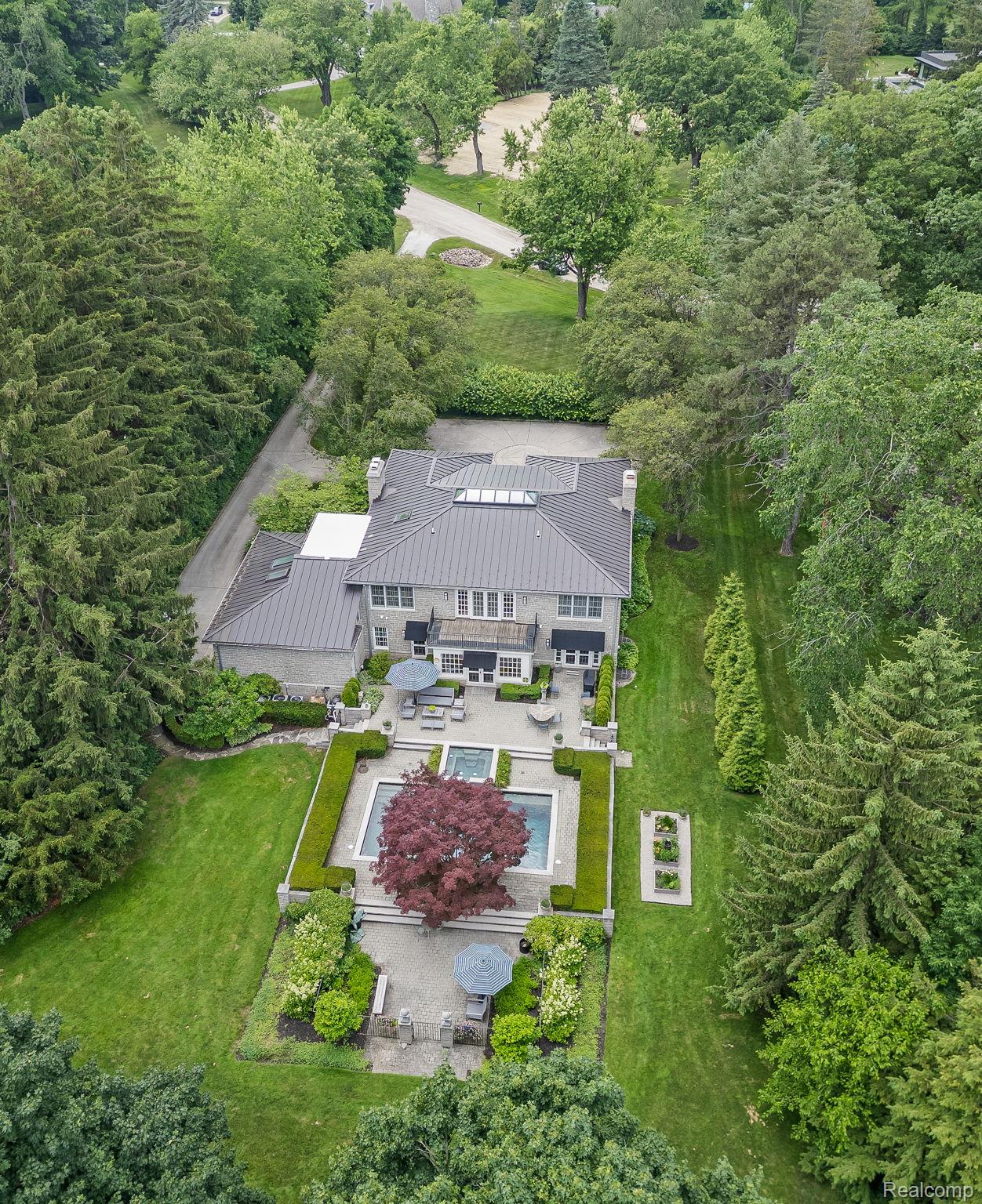 5425 Brookdale Road