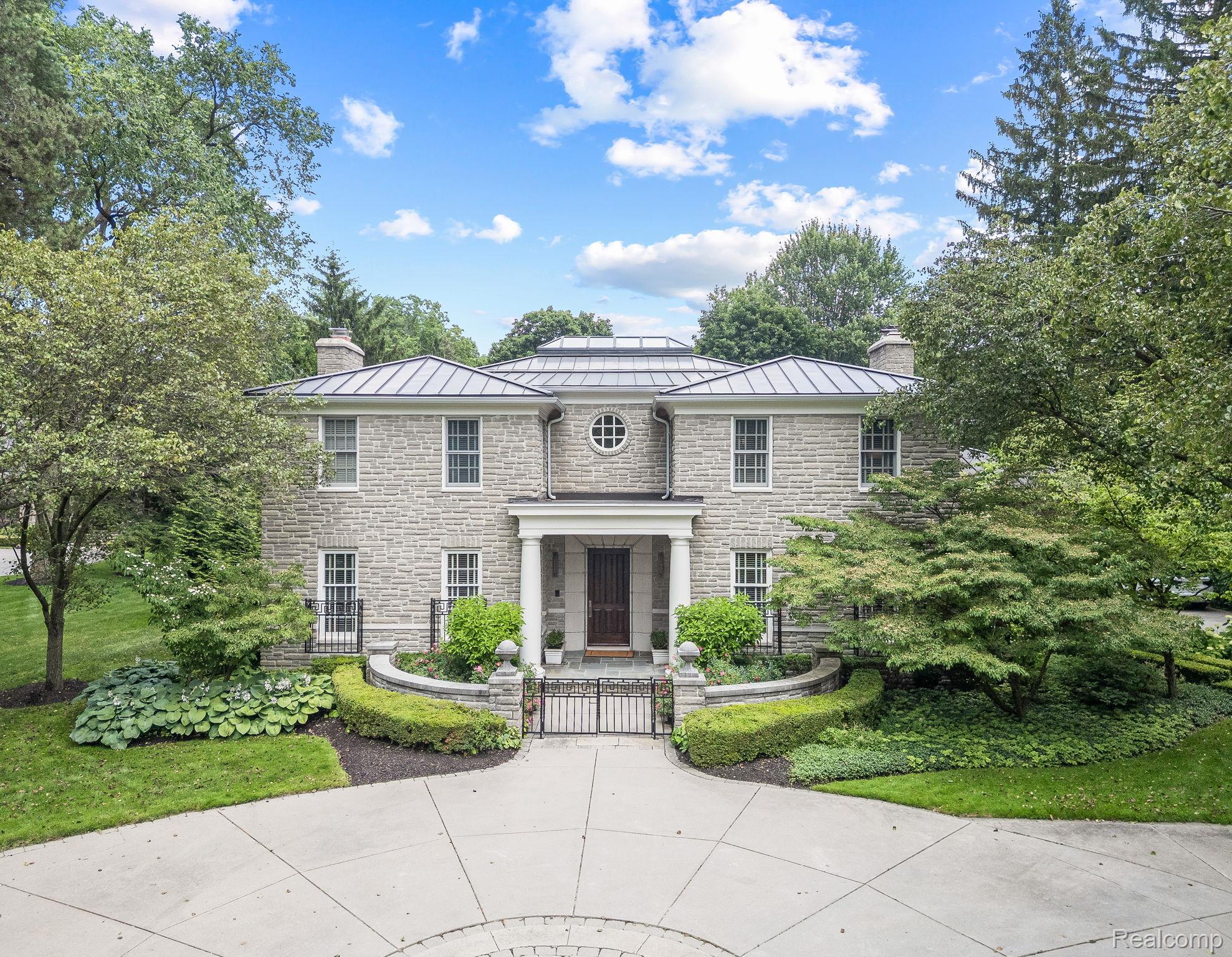 5425 Brookdale Road