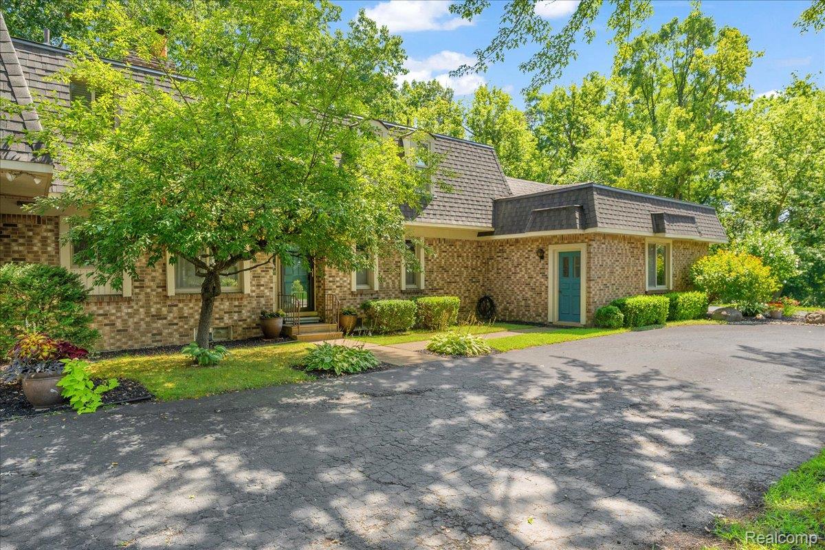 6130 Carroll Lake Road