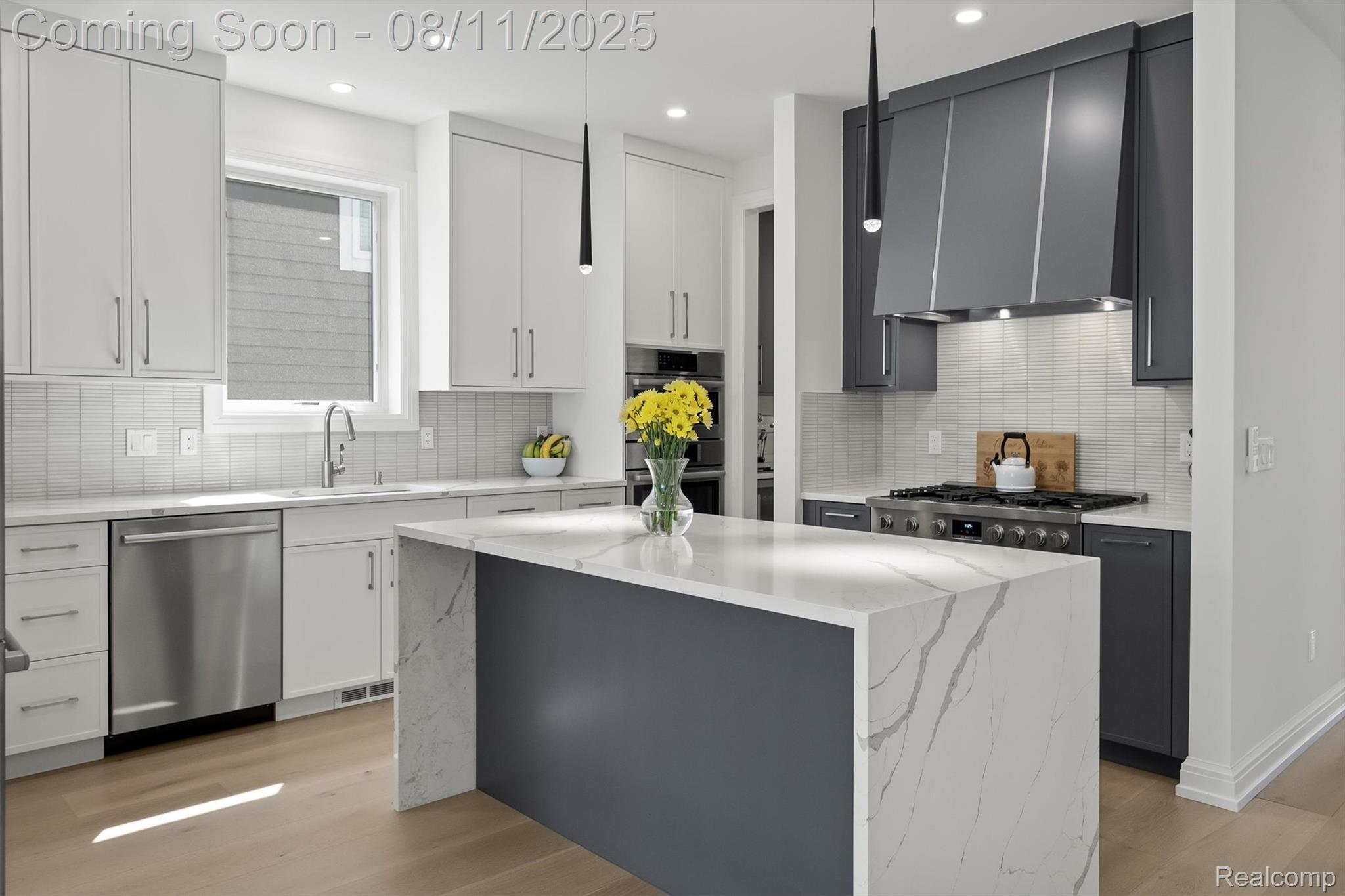 2663 Dorchester Road