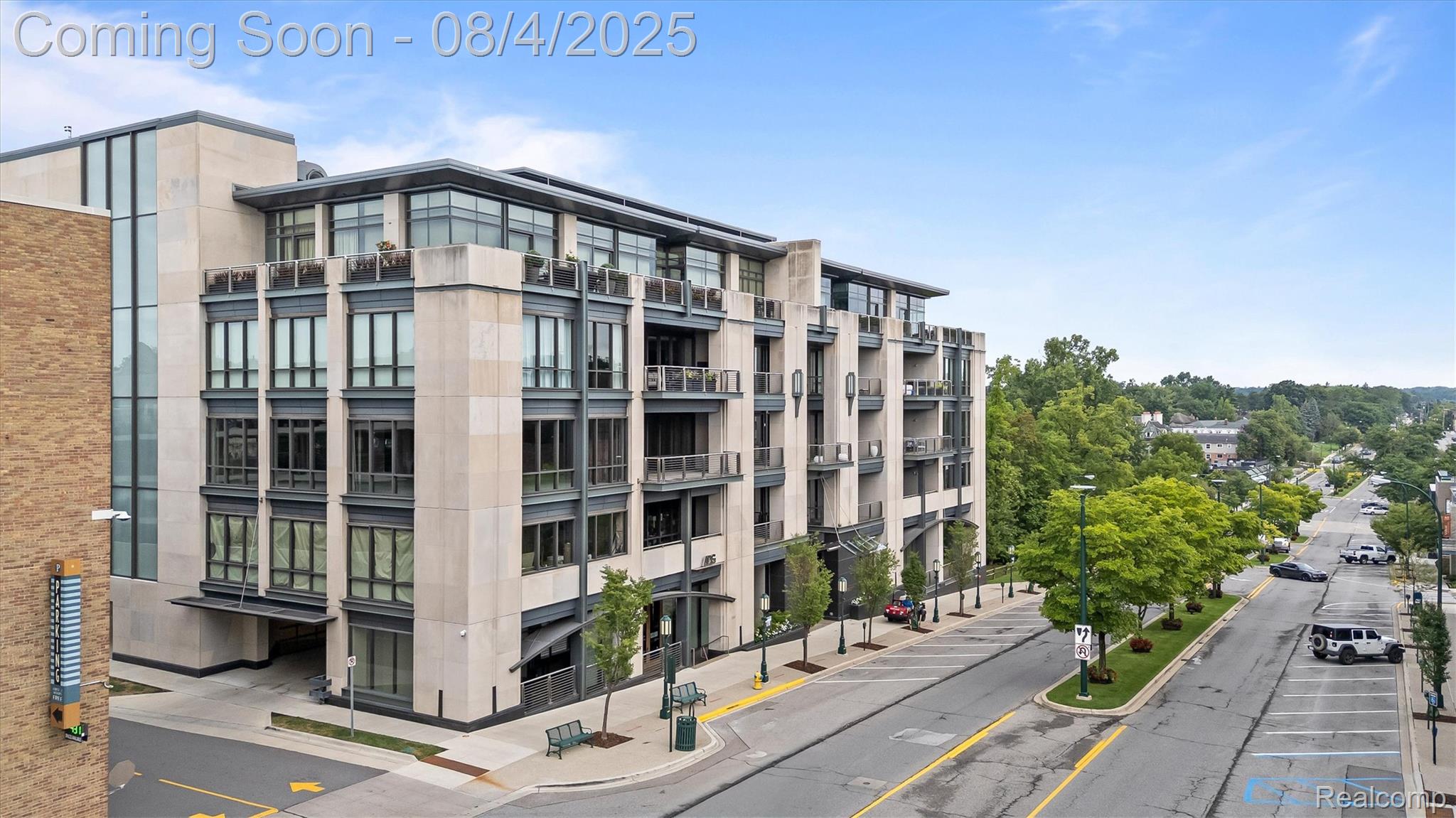 369 N Old Woodward Avenue