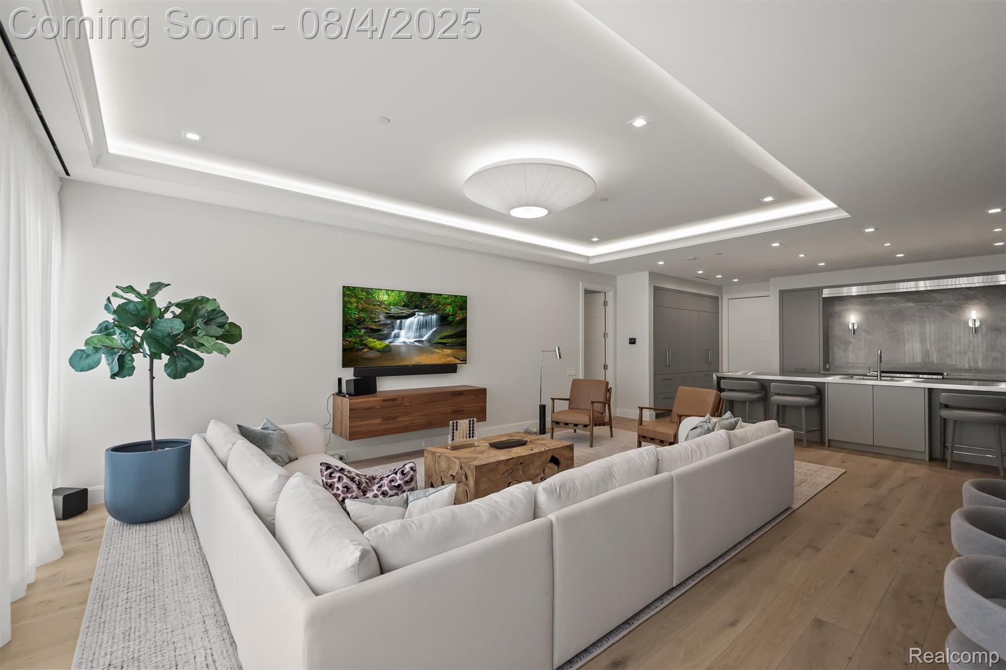 369 N Old Woodward Avenue