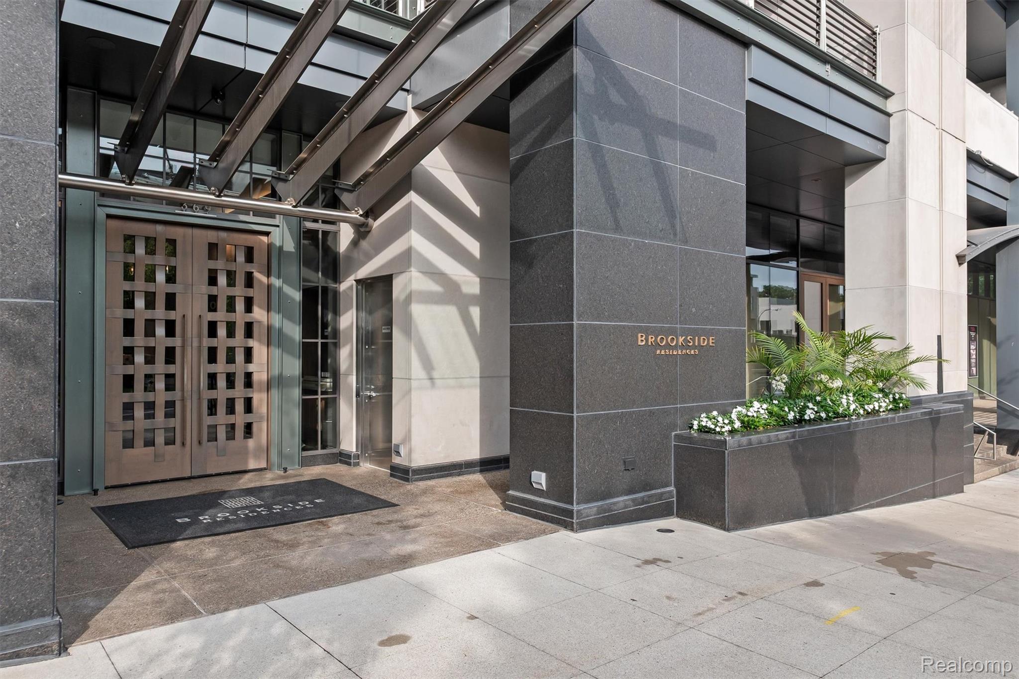 369 N Old Woodward Avenue