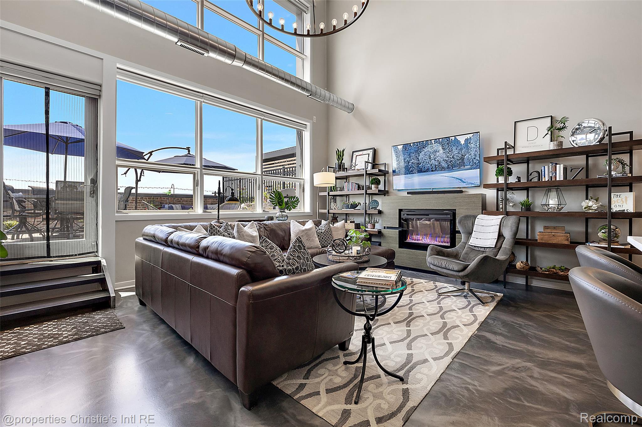 444 West Willis Street 502