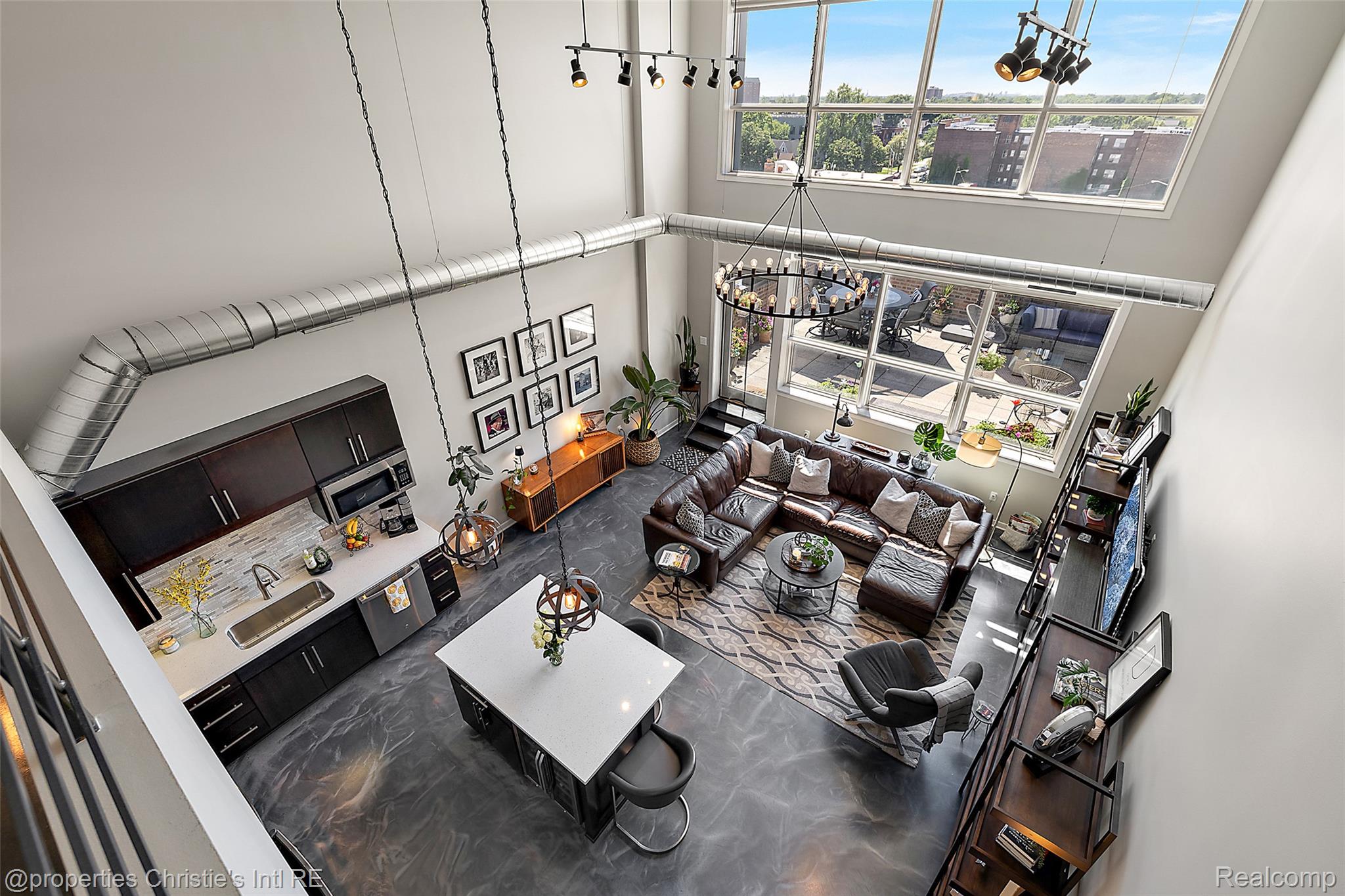 444 West Willis Street 502