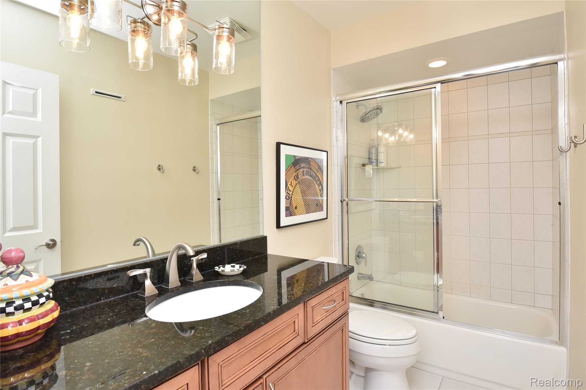 1111 N OLD WOODWARD Avenue 13