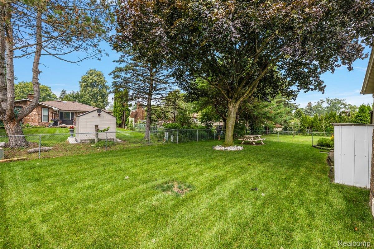 39327 Timberlane Drive