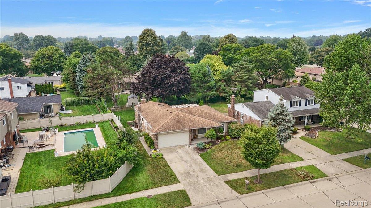 39327 Timberlane Drive