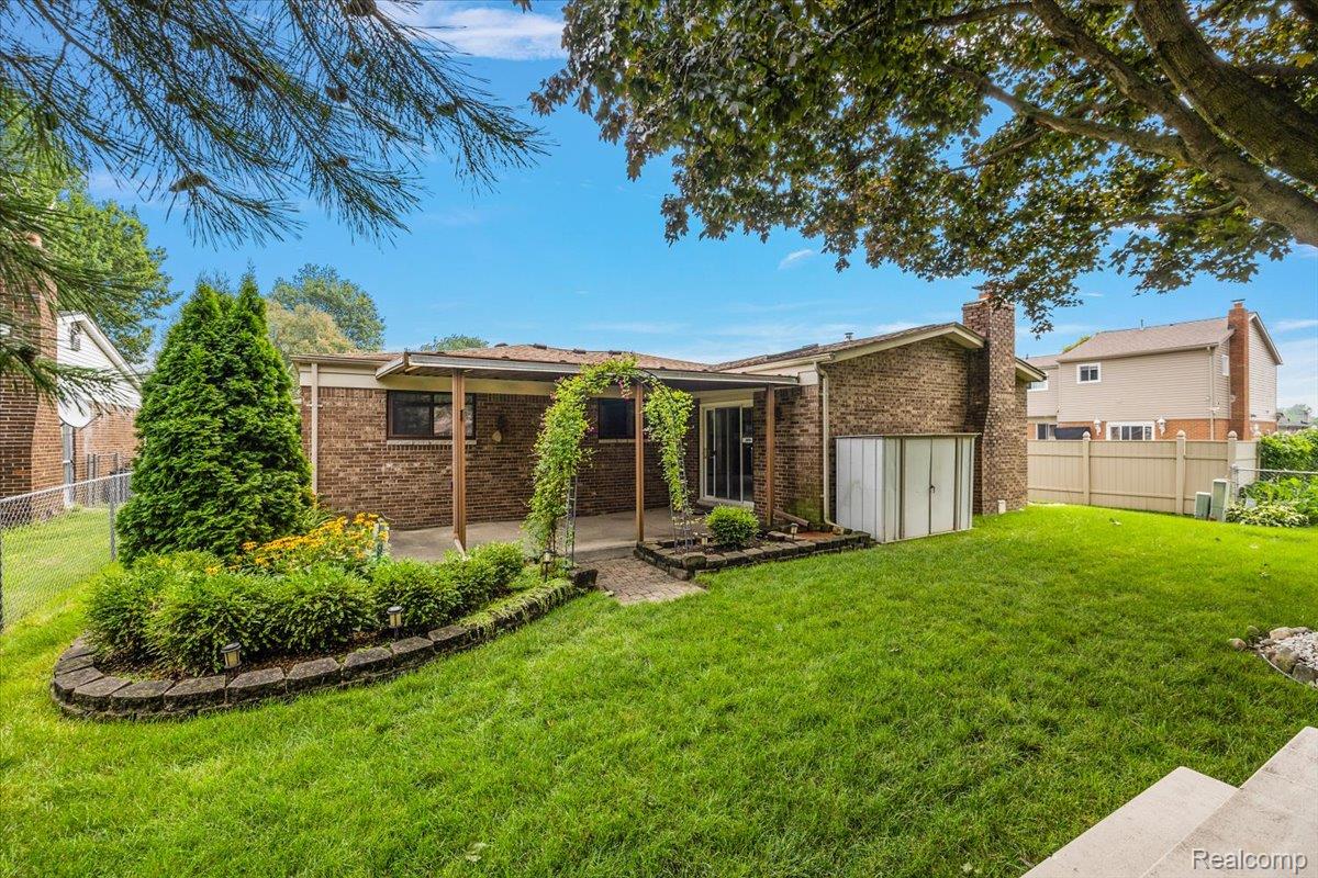 39327 Timberlane Drive