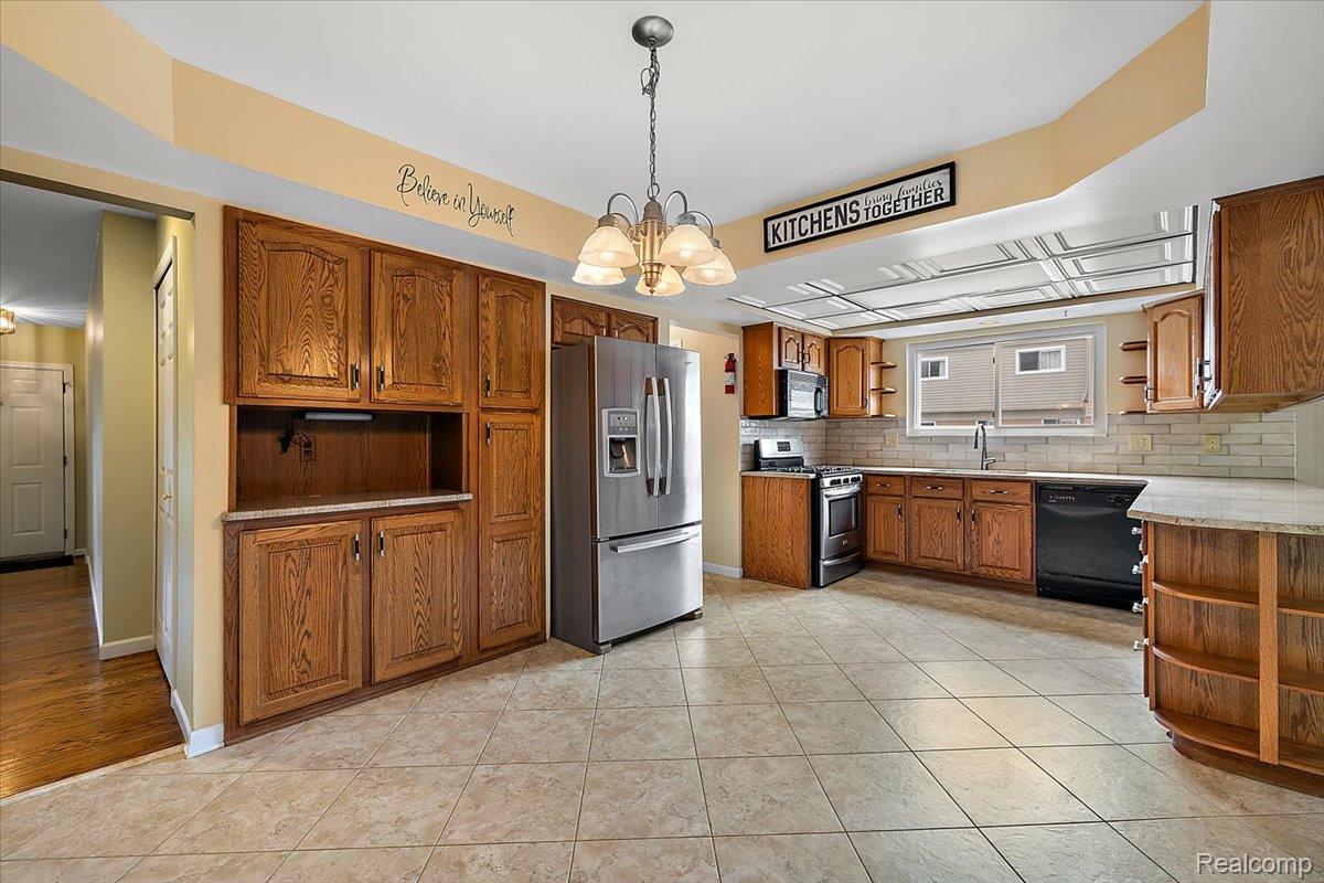 39327 Timberlane Drive