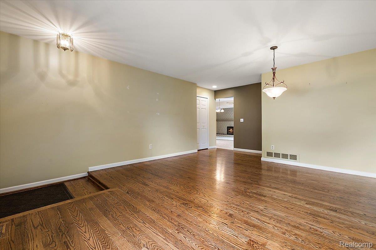 39327 Timberlane Drive
