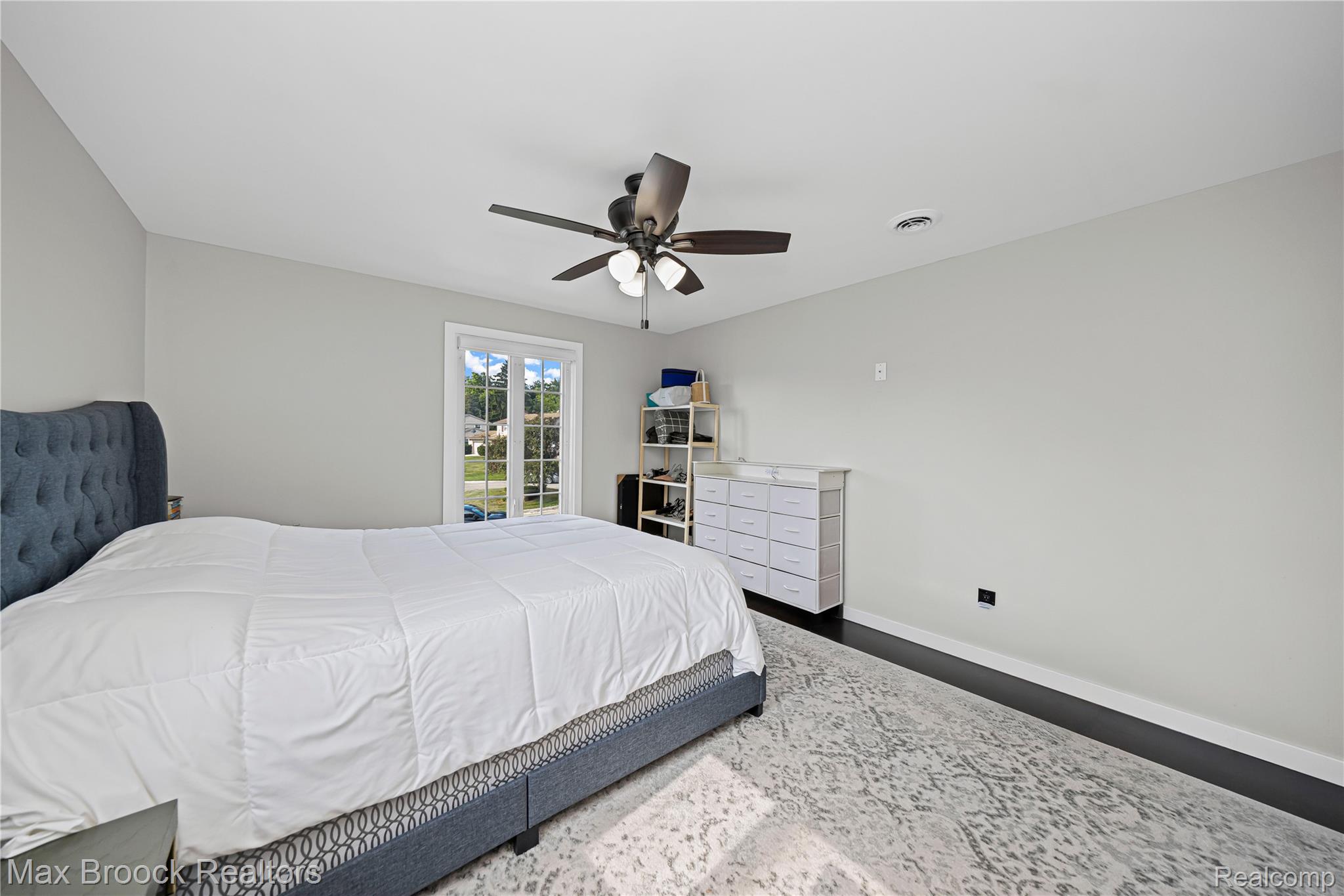 5534 Apple Ridge Trail