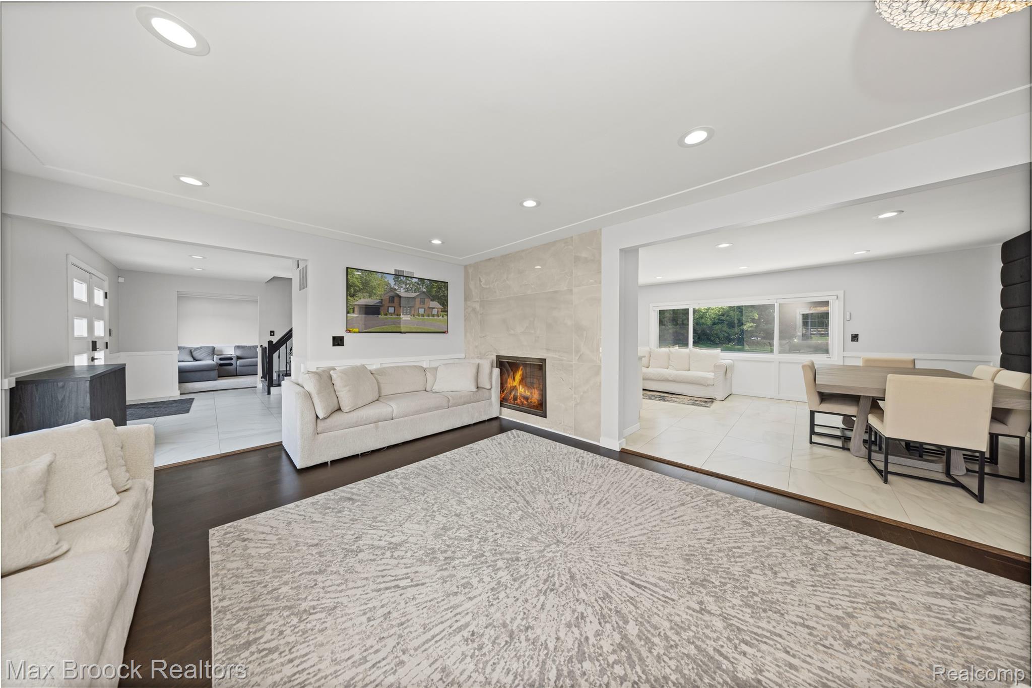 5534 Apple Ridge Trail