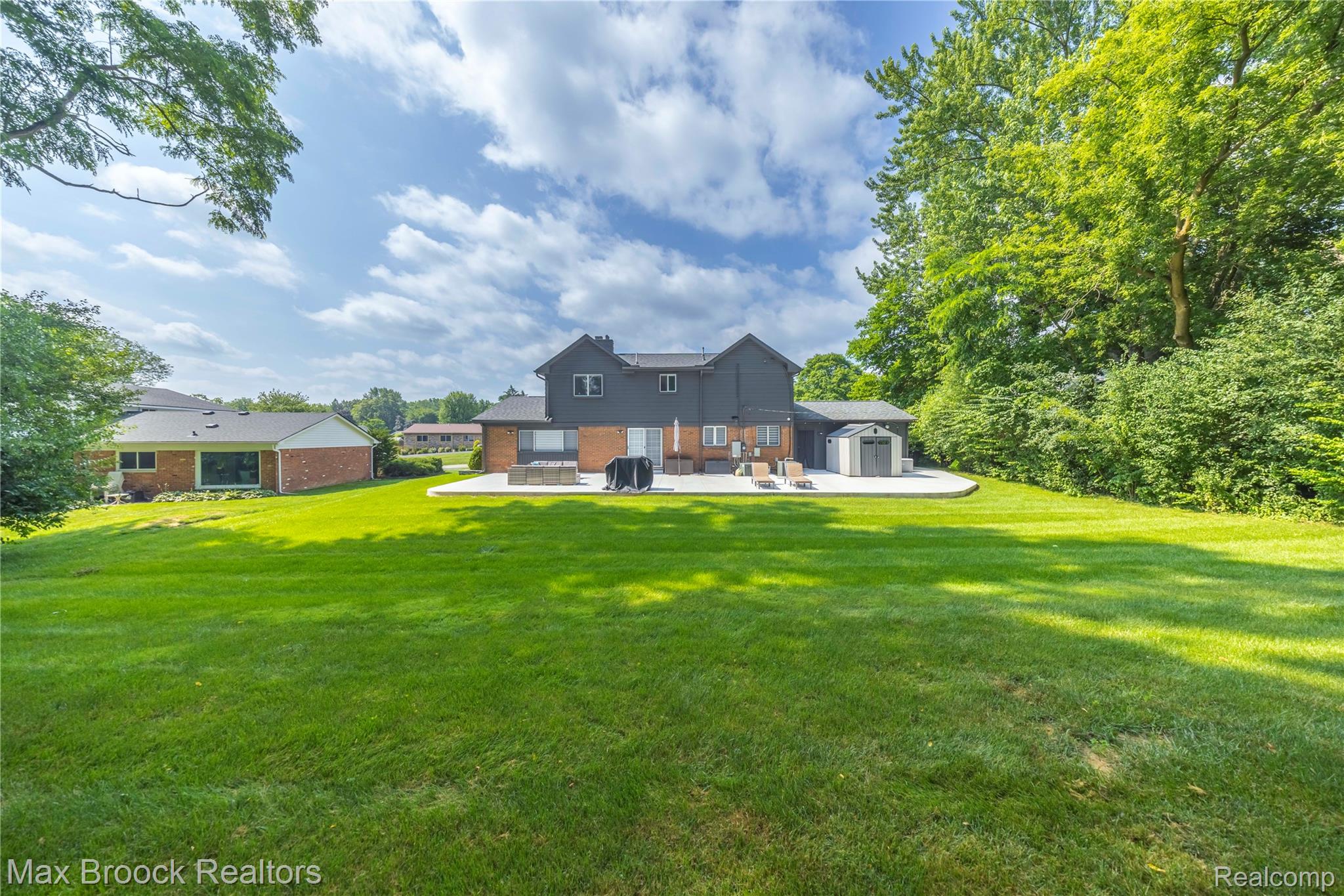 5534 Apple Ridge Trail