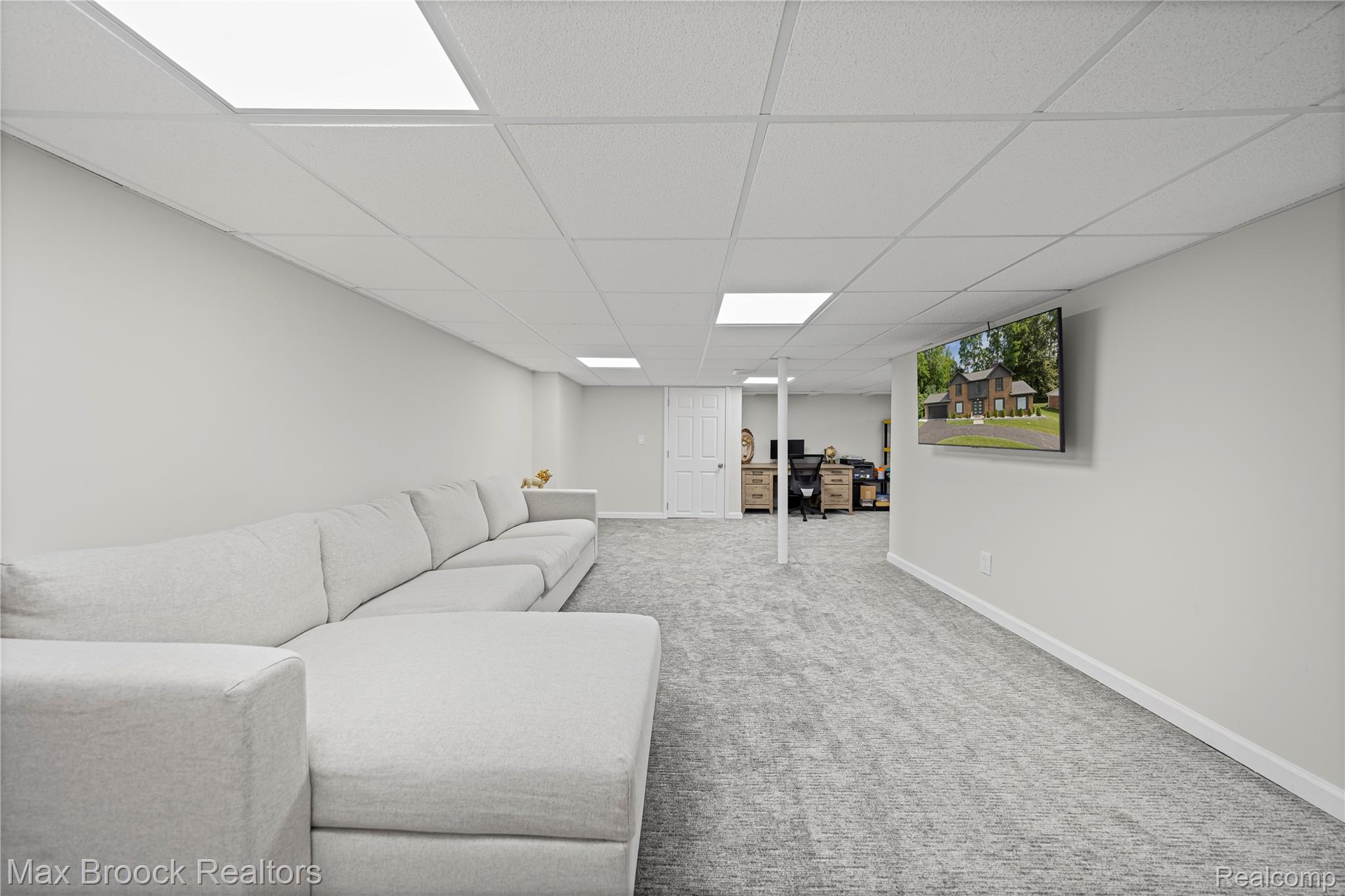 5534 Apple Ridge Trail