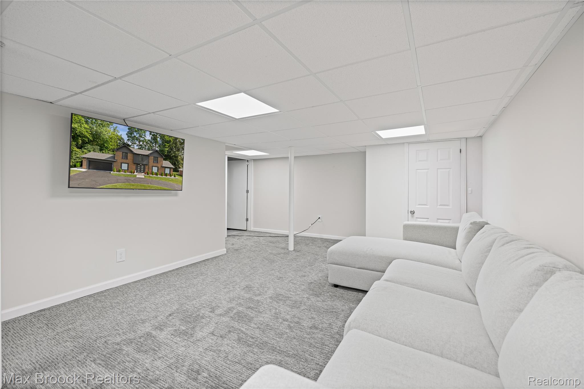 5534 Apple Ridge Trail