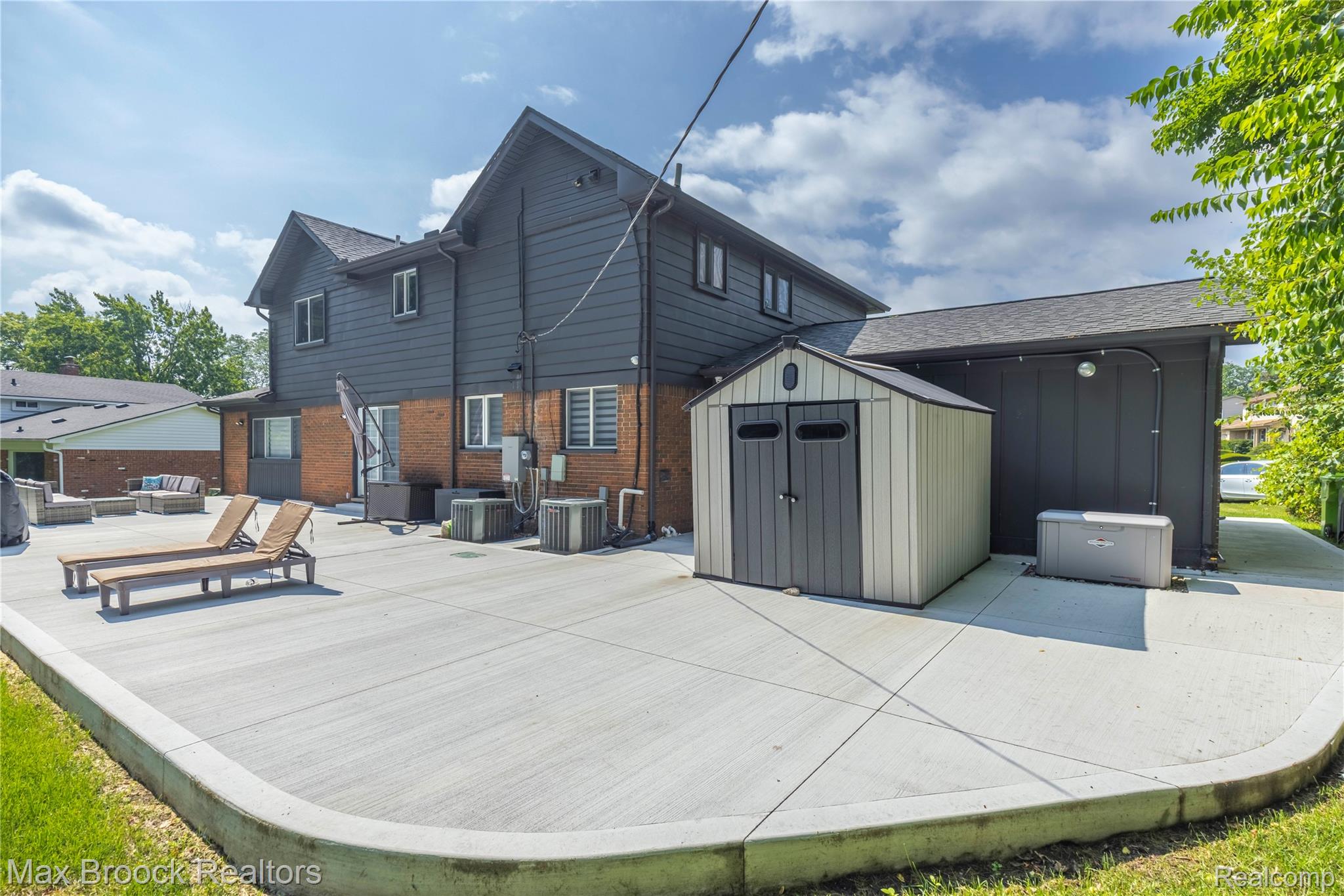 5534 Apple Ridge Trail