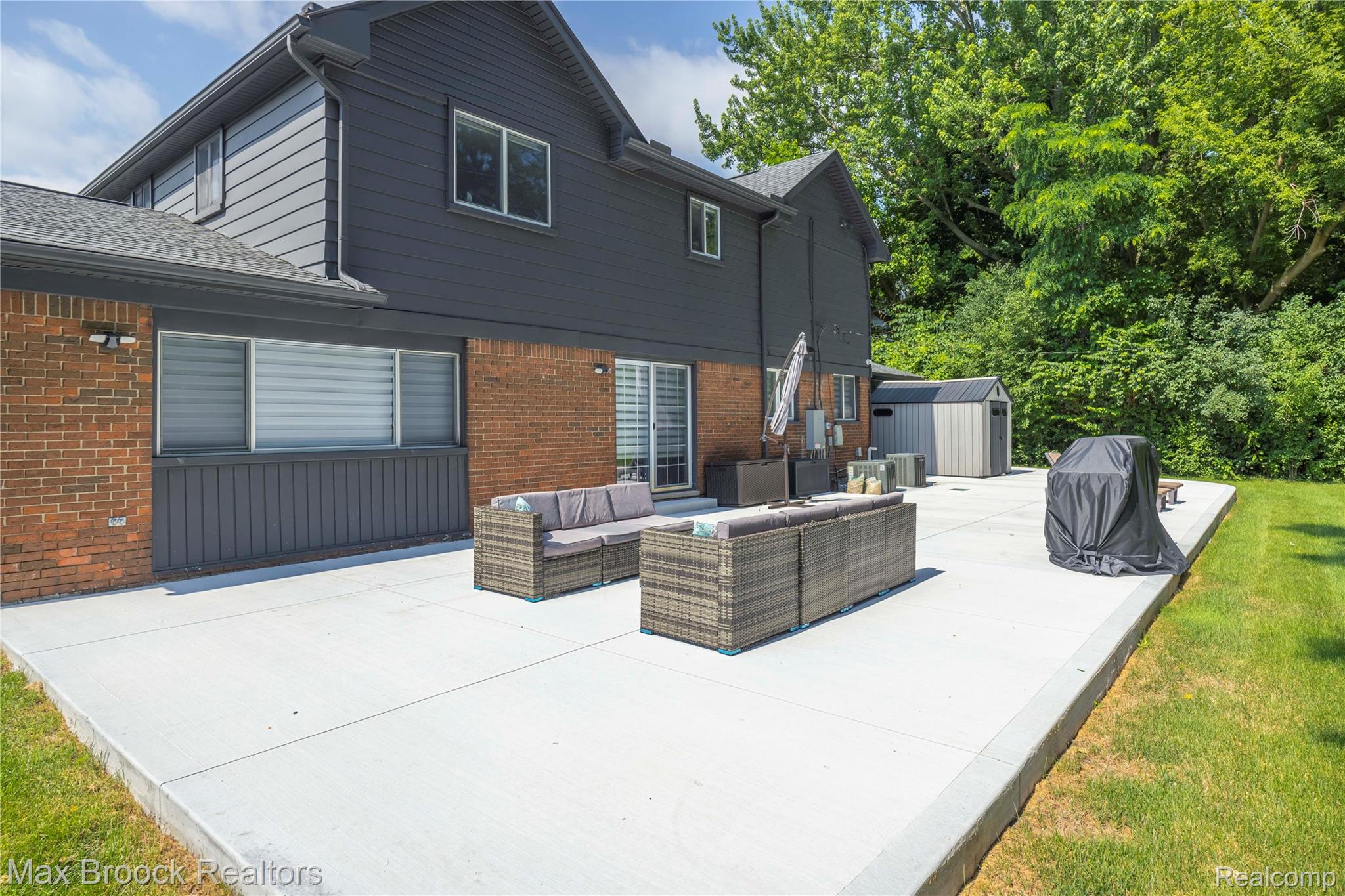5534 Apple Ridge Trail