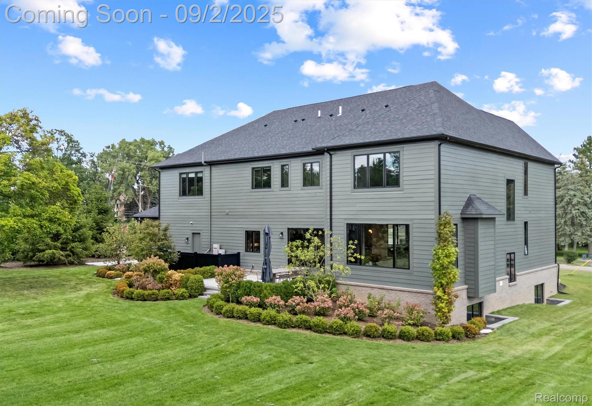 6520 Red Maple Lane
