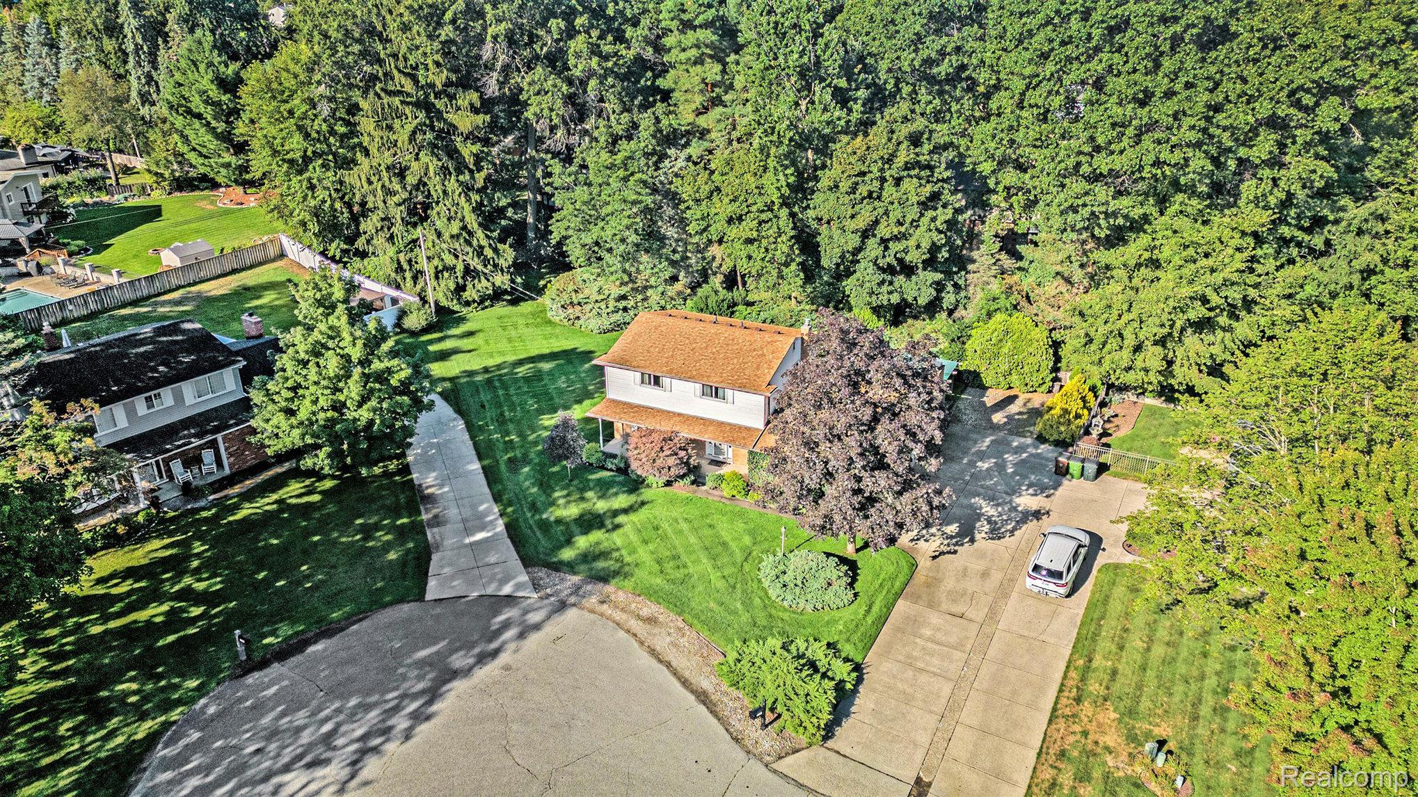 6603 Guildford Drive