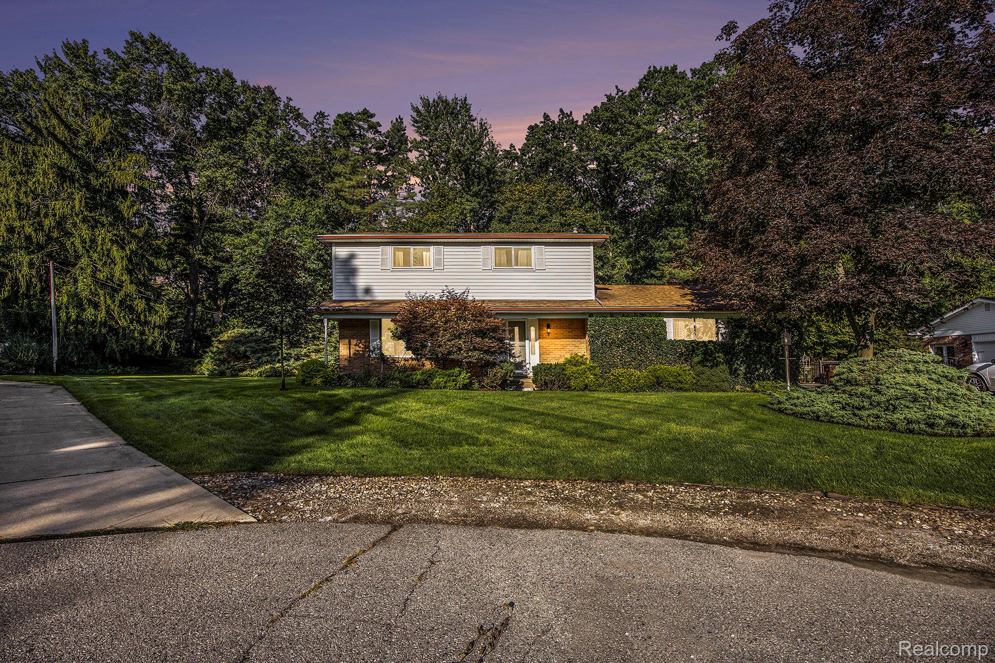 6603 Guildford Drive