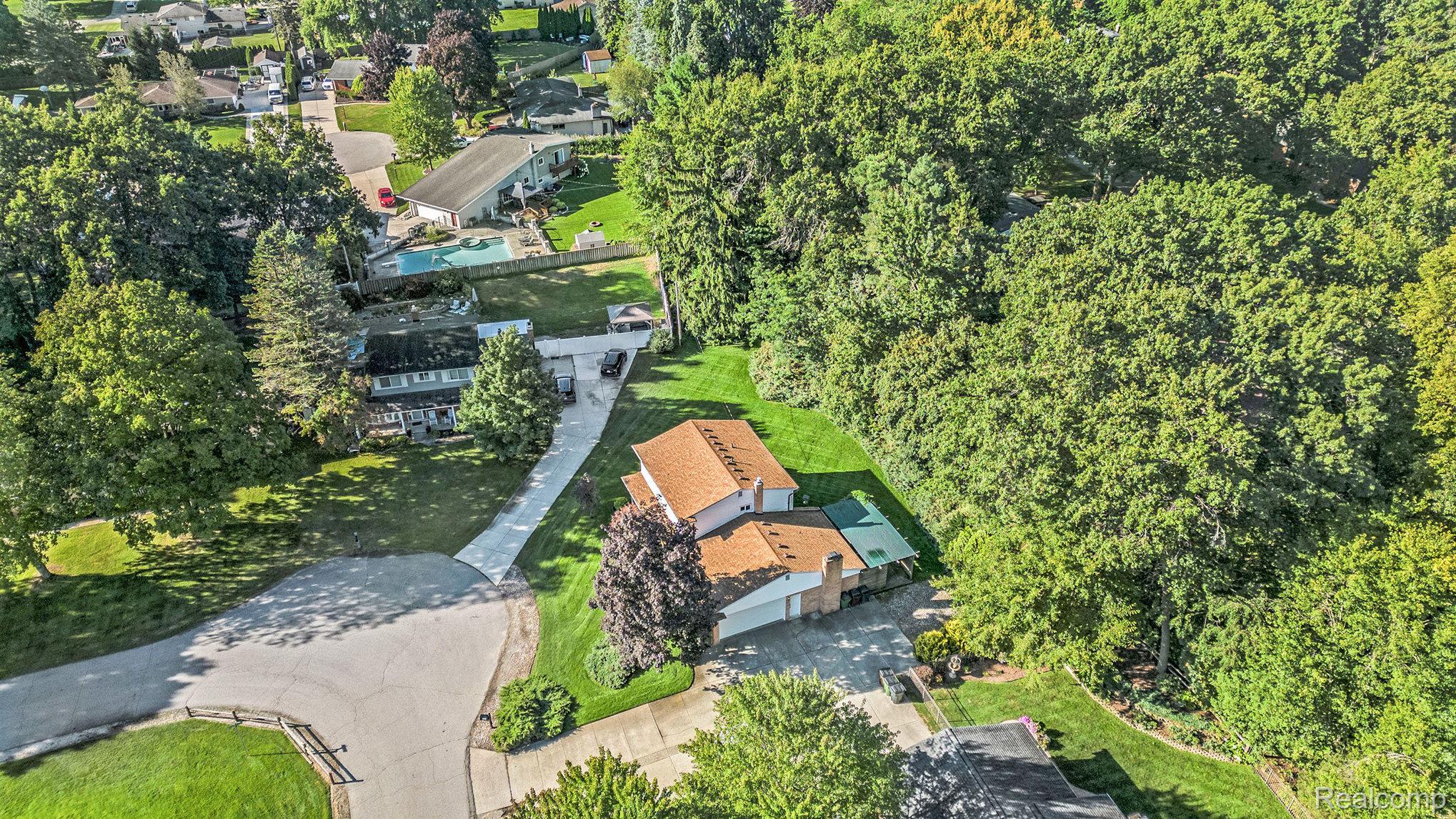 6603 Guildford Drive