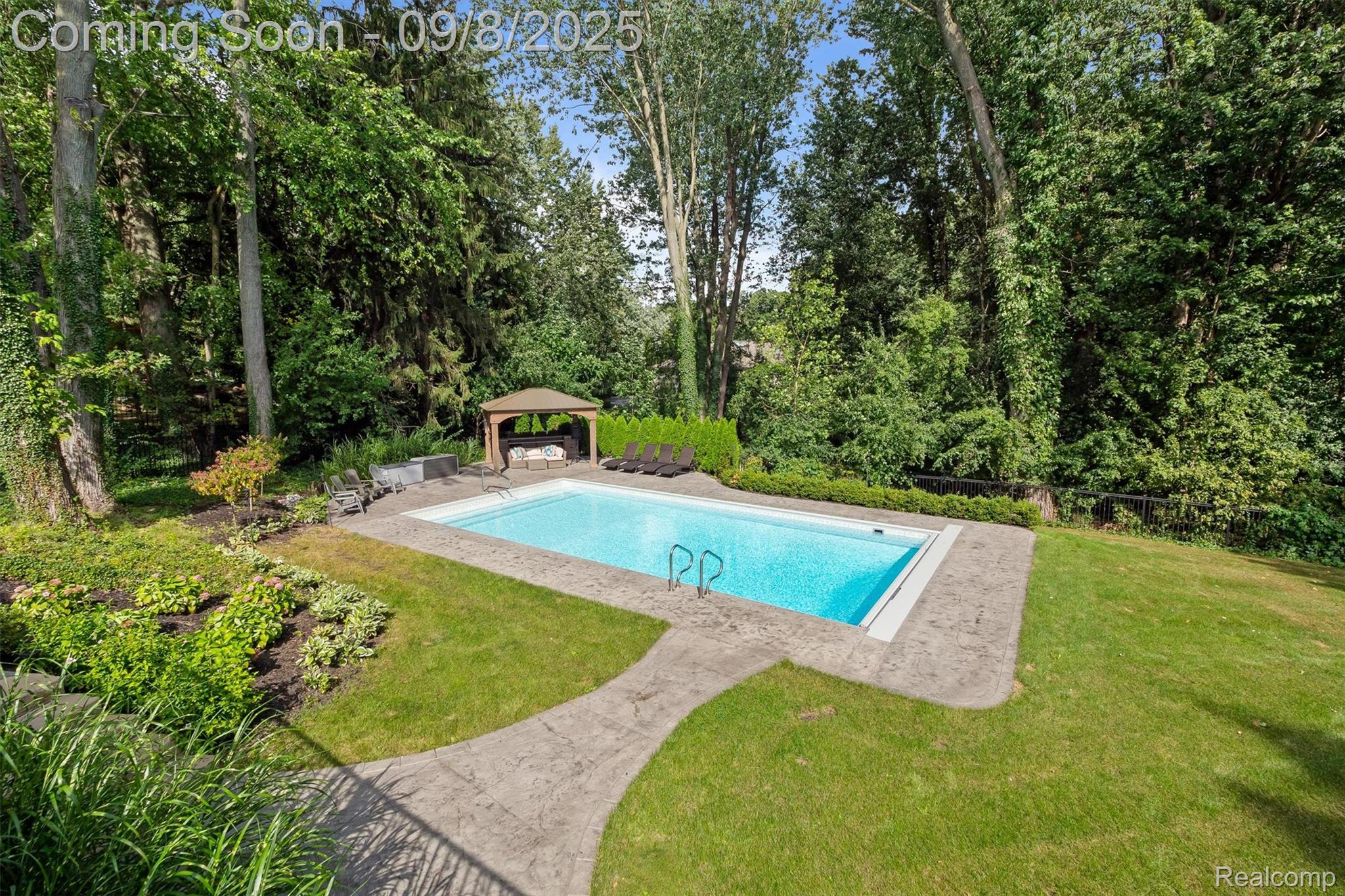 4605 Sunningdale Drive