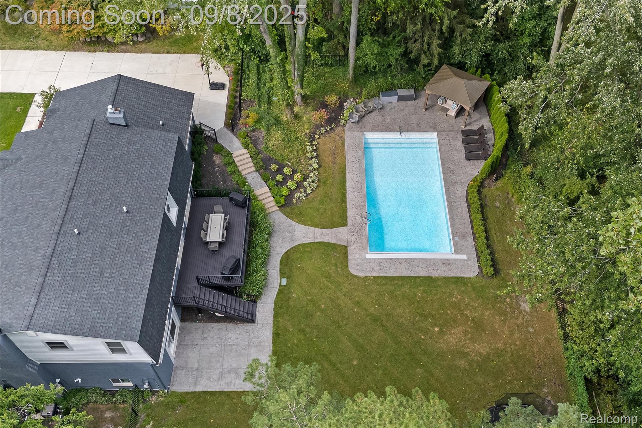 4605 Sunningdale Drive
