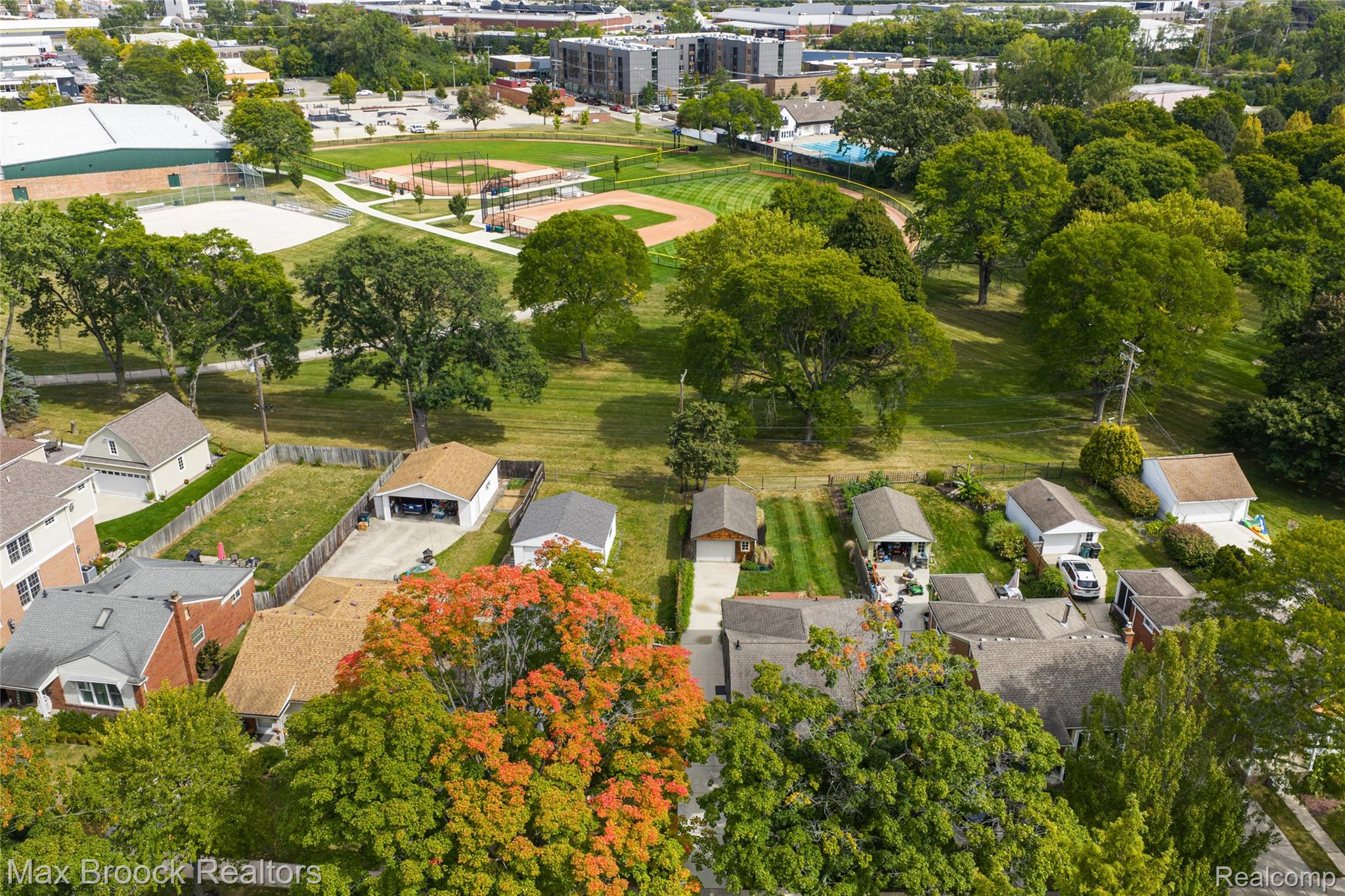 1563 CHELTENHAM Road