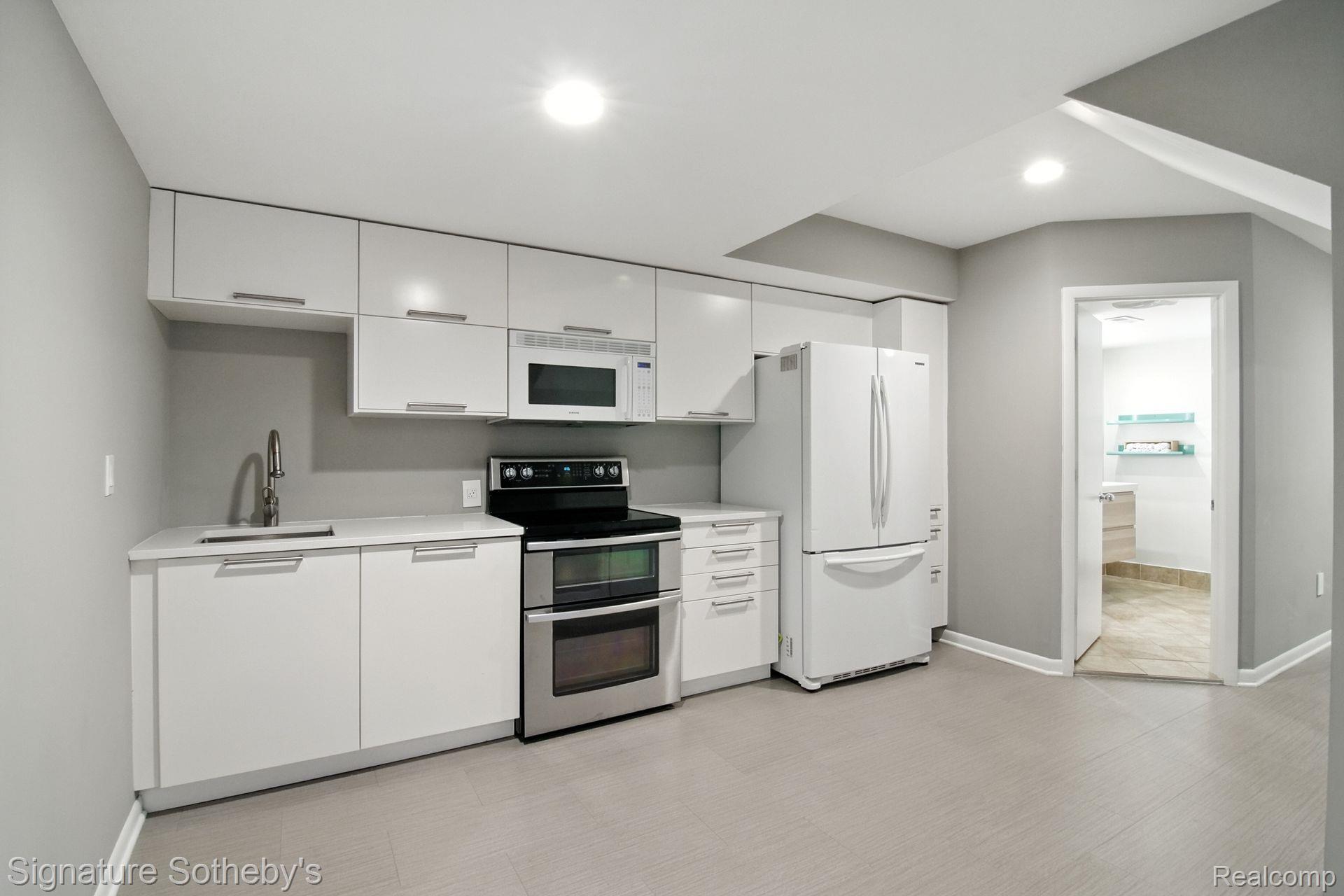 25838 Hersheyvale Drive