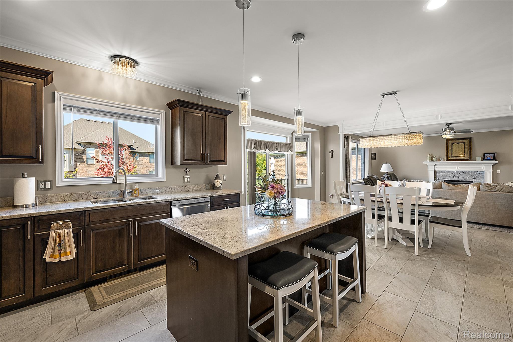 56895 Topaz Drive