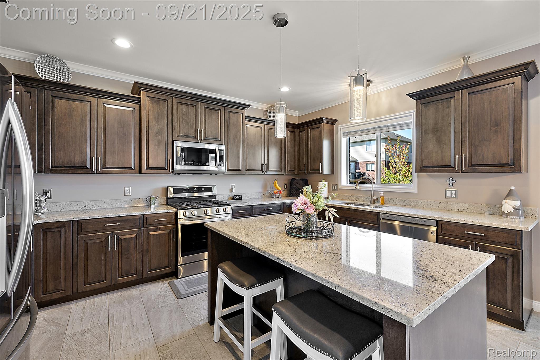 56895 Topaz Drive