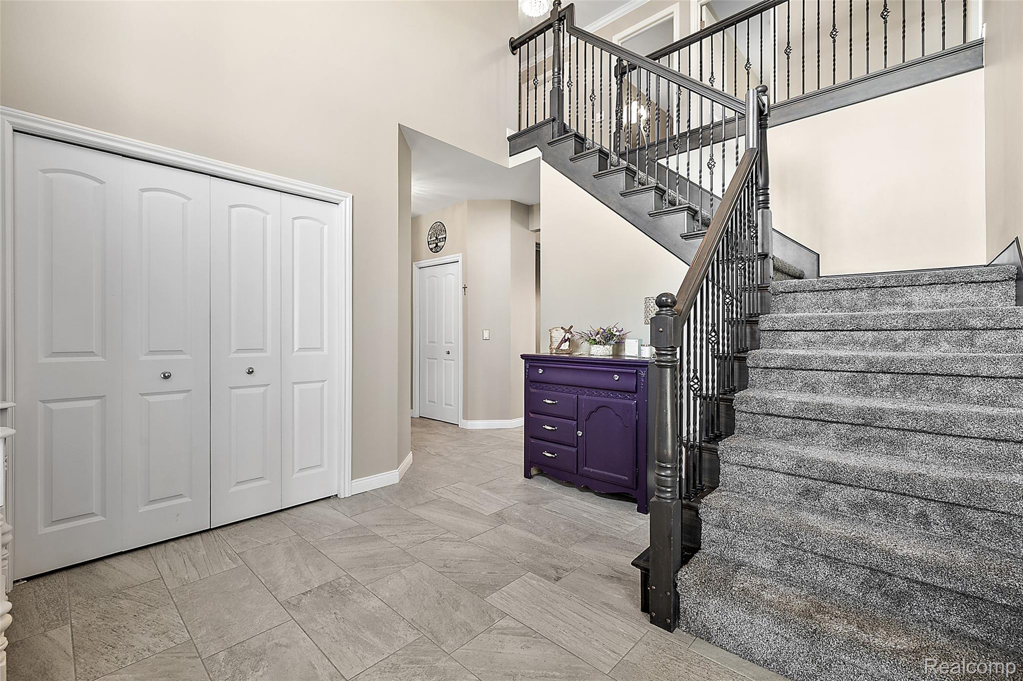 56895 Topaz Drive