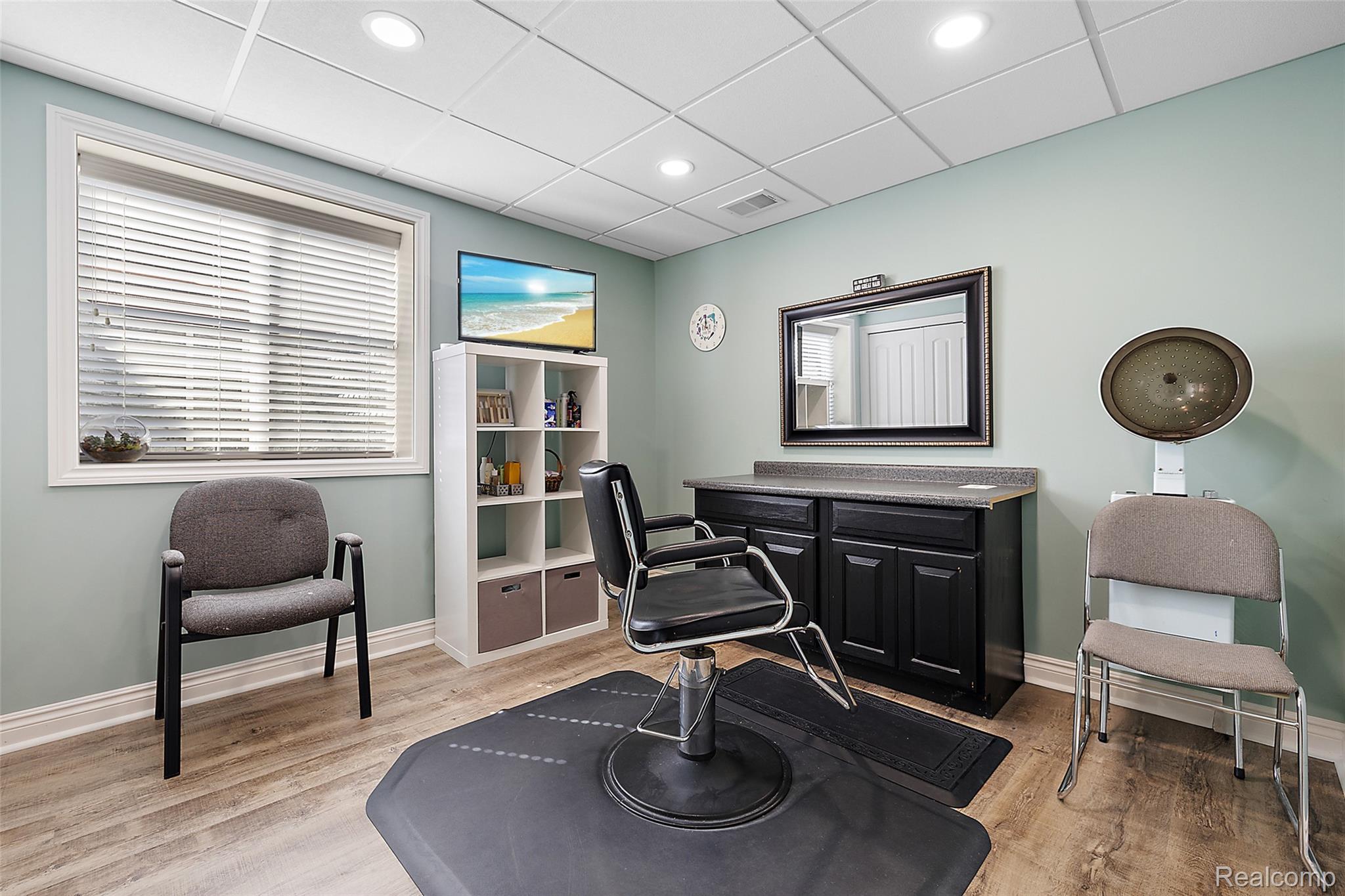 56895 Topaz Drive